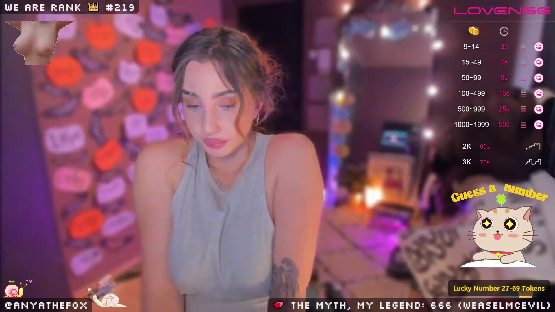 Gallery image thumbnail from Titcoin's myfreecams stream on, 12/06/2022, 09:18 image 14 of 20