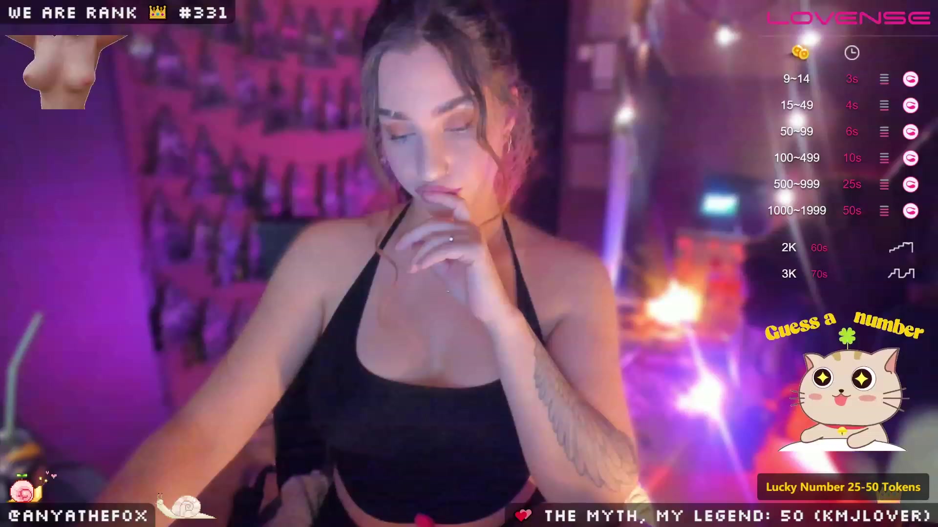 Gallery image thumbnail from Titcoin's myfreecams stream on, 12/21/2022, 08:13 image 17 of 20