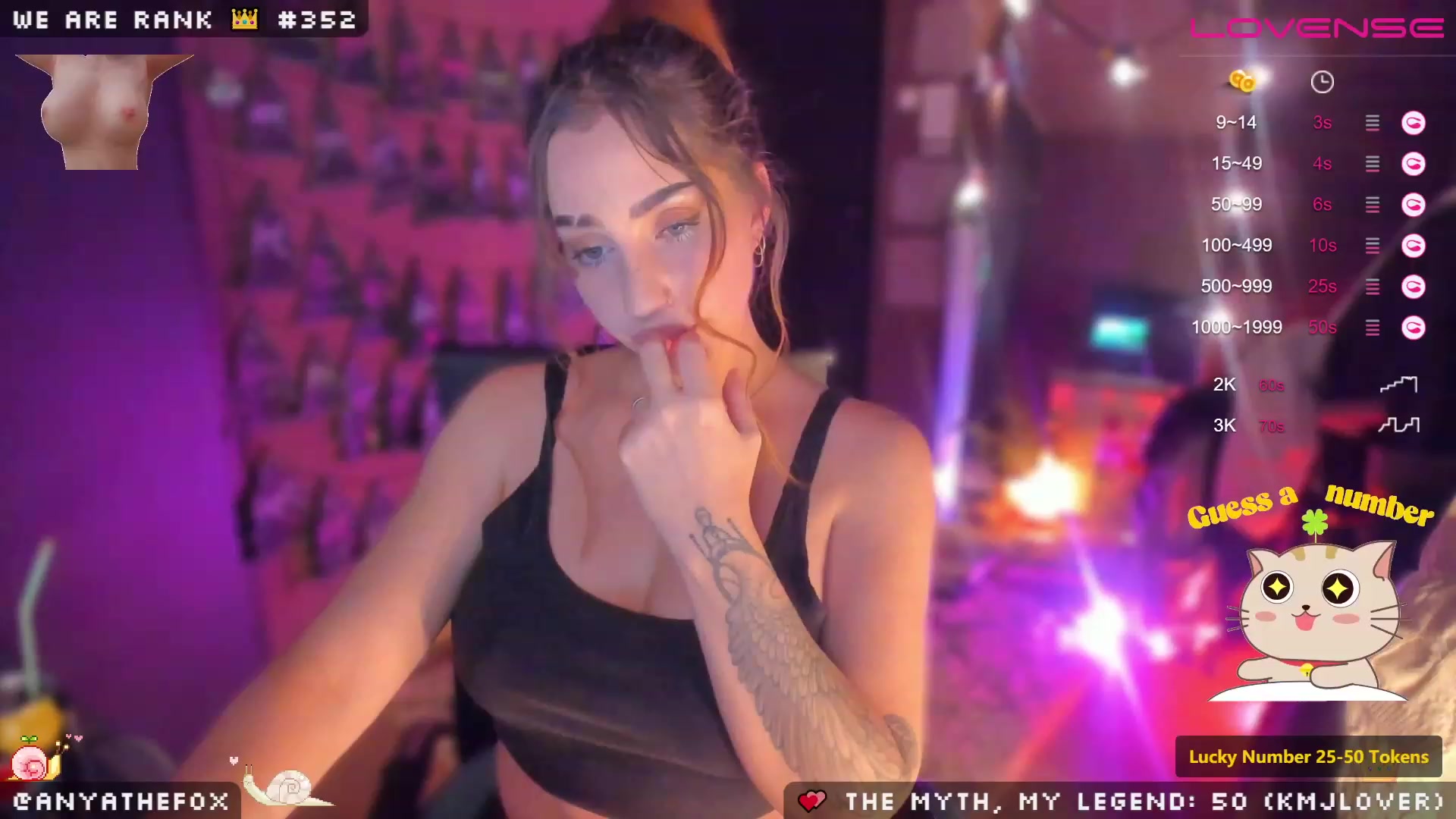 Gallery image thumbnail from Titcoin's myfreecams stream on, 12/22/2022, 08:40 image 8 of 20