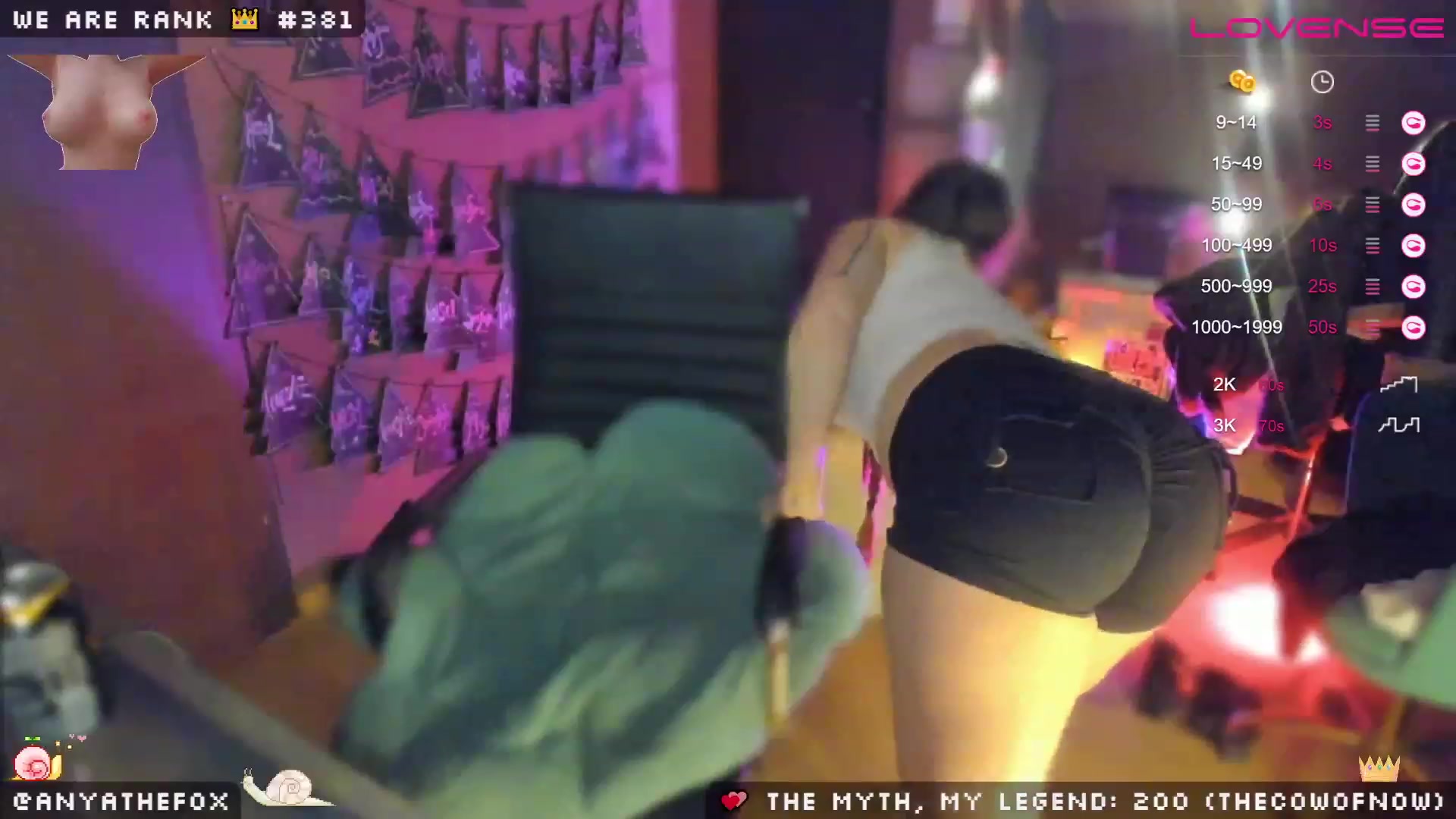 Gallery image thumbnail from Titcoin's myfreecams stream on, 12/28/2022, 08:25 image 12 of 20