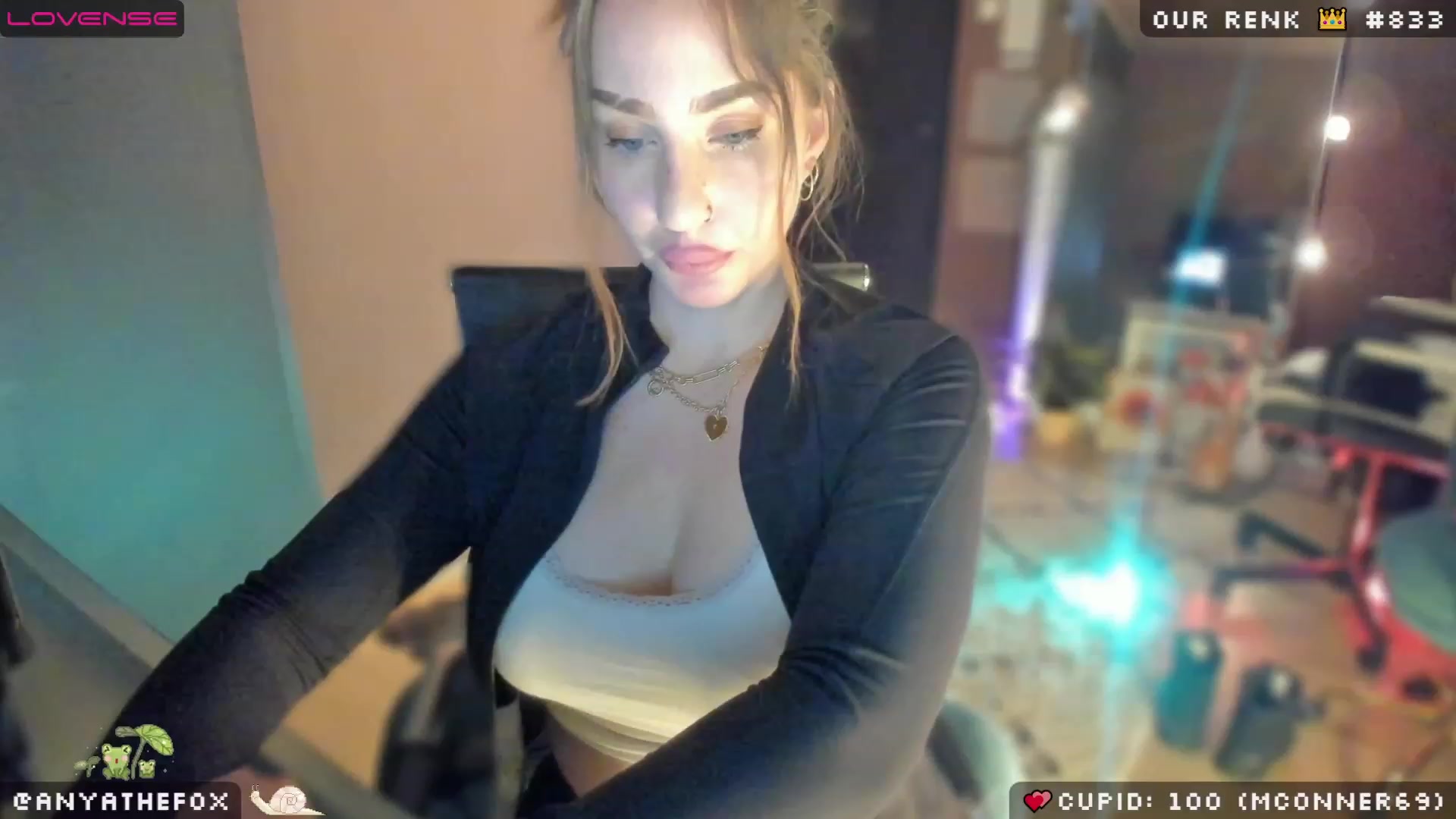 Gallery image thumbnail from Titcoin's myfreecams stream on, 02/11/2023, 09:13 image 4 of 20