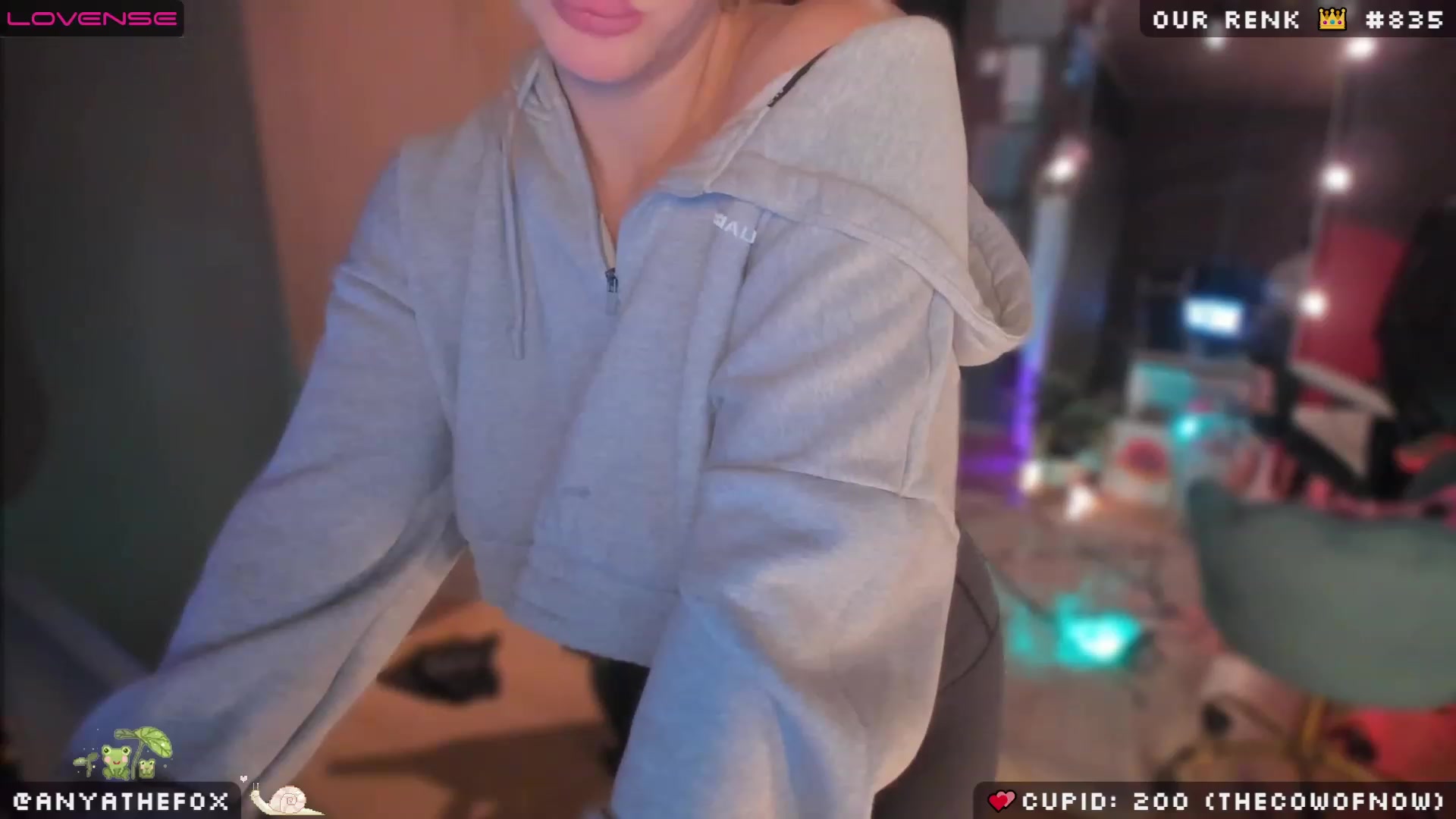 Gallery image thumbnail from Titcoin's myfreecams stream on, 02/17/2023, 07:16 image 19 of 20