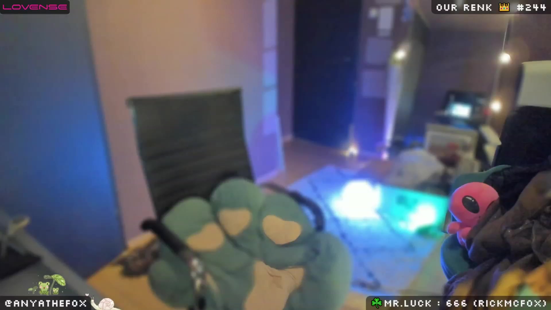 Gallery image thumbnail from Titcoin's myfreecams stream on, 03/02/2023, 08:07 image 11 of 20