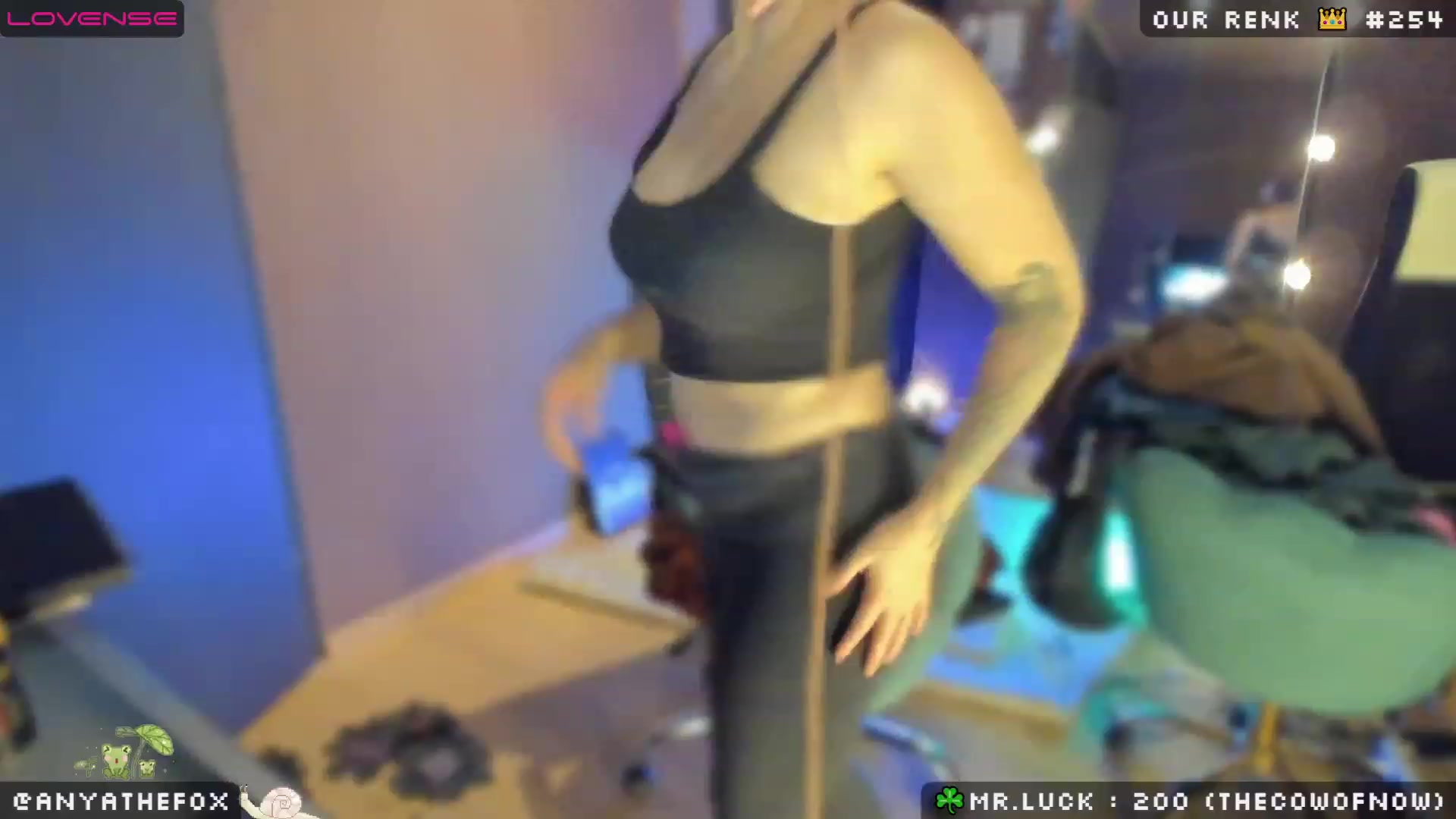 Gallery image thumbnail from Titcoin's myfreecams stream on, 03/07/2023, 08:05 image 11 of 20