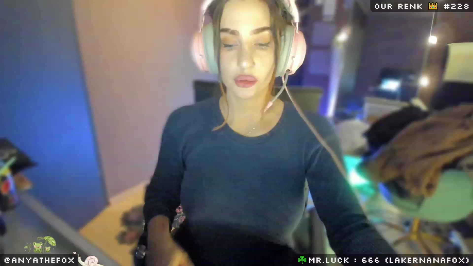 Gallery image thumbnail from Titcoin's myfreecams stream on, 03/09/2023, 09:53 image 4 of 20