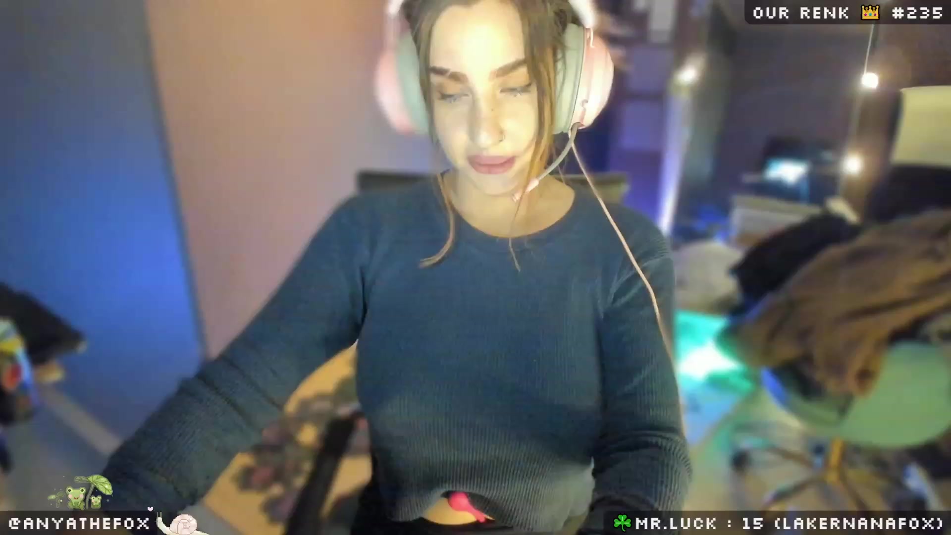 Gallery image thumbnail from Titcoin's myfreecams stream on, 03/09/2023, 09:53 image 2 of 20