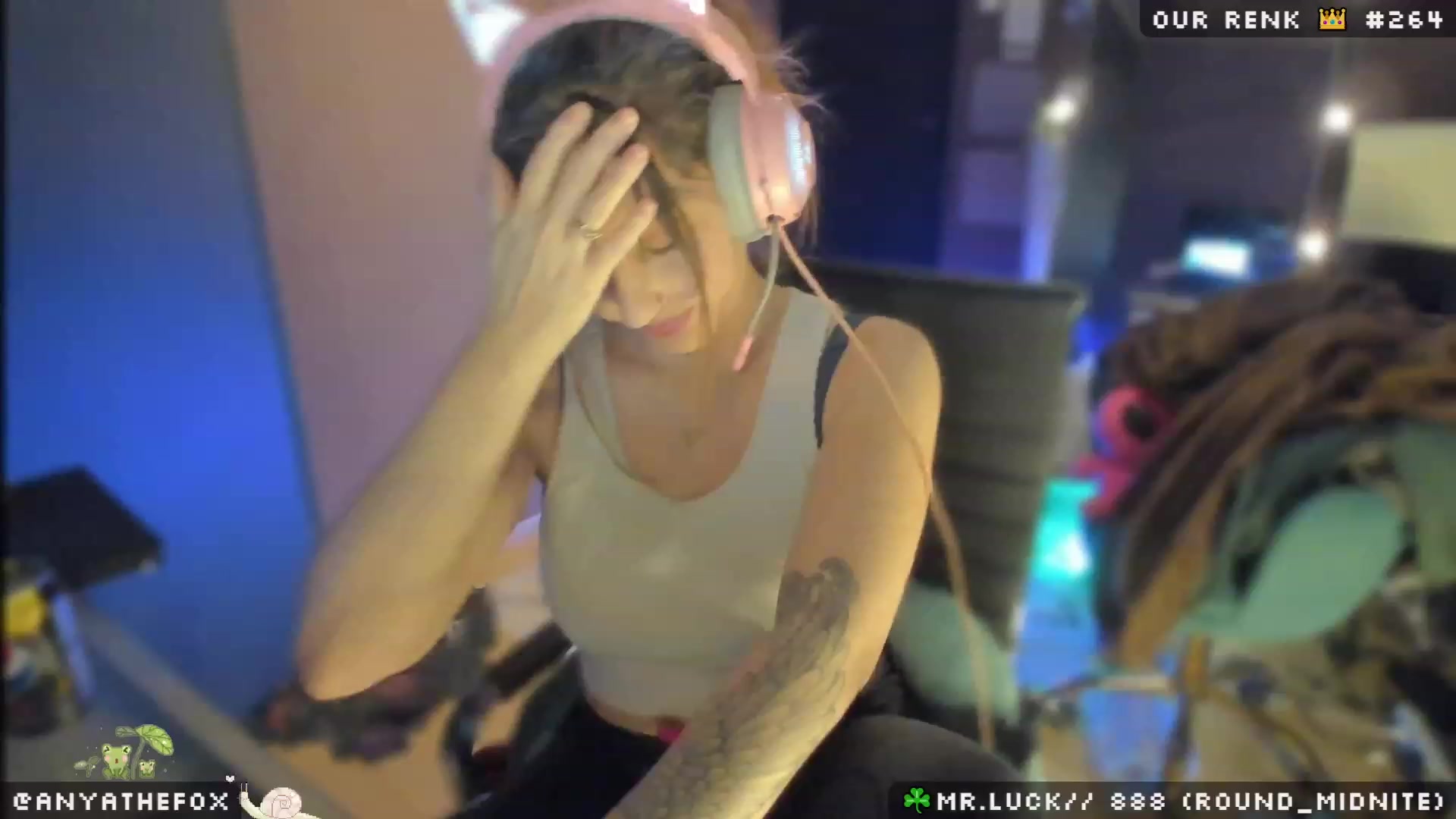 Gallery image thumbnail from Titcoin's myfreecams stream on, 03/14/2023, 07:14 image 1 of 20