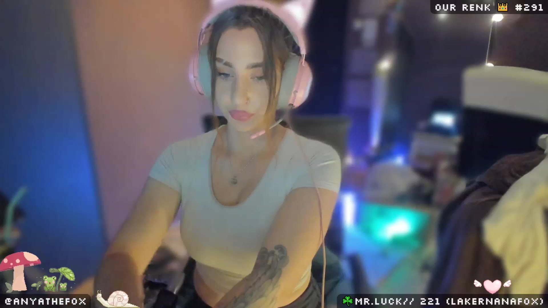 Gallery image thumbnail from Titcoin's myfreecams stream on, 03/19/2023, 09:35 image 4 of 20