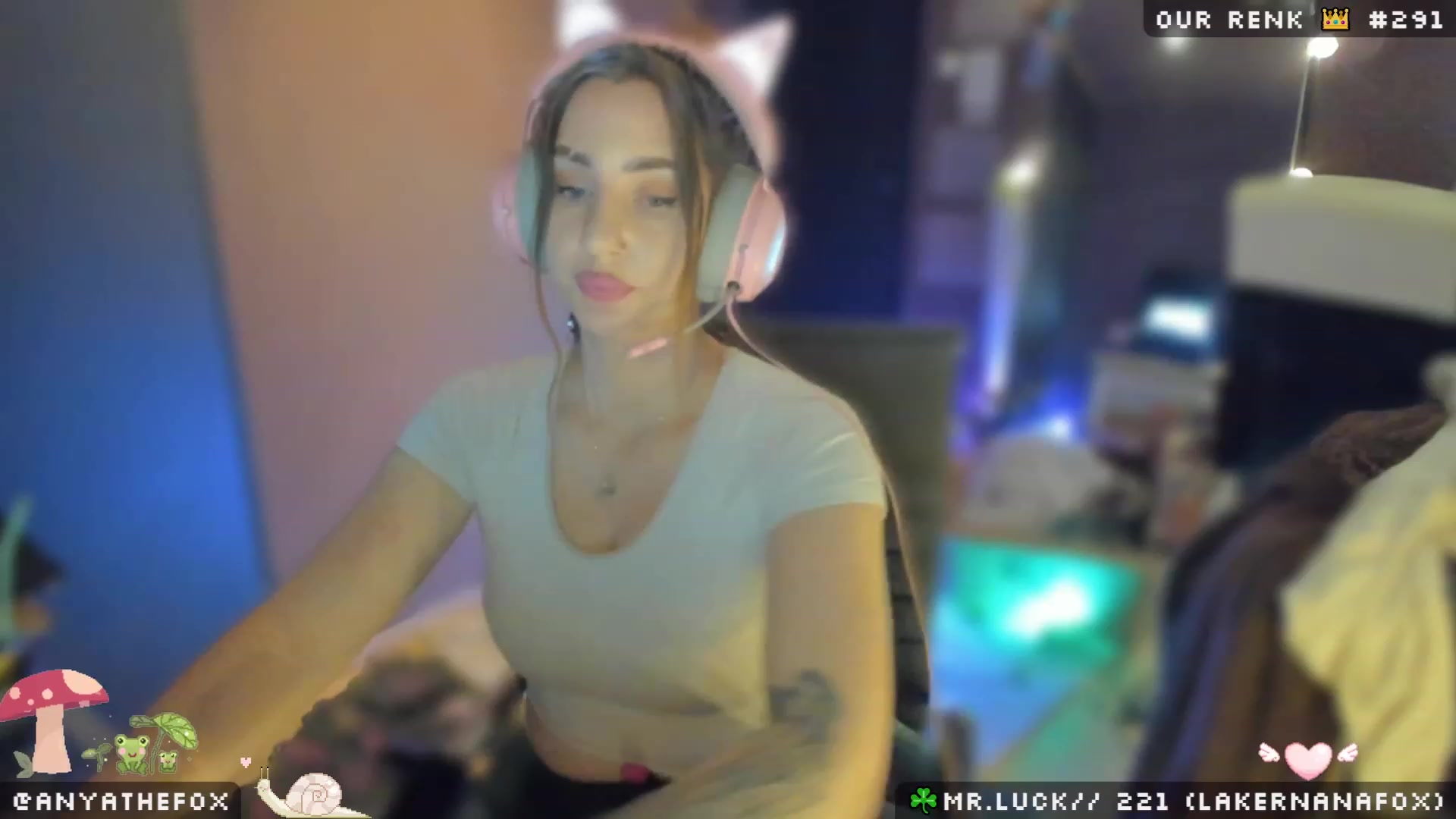 Gallery image thumbnail from Titcoin's myfreecams stream on, 03/19/2023, 09:35 image 10 of 20