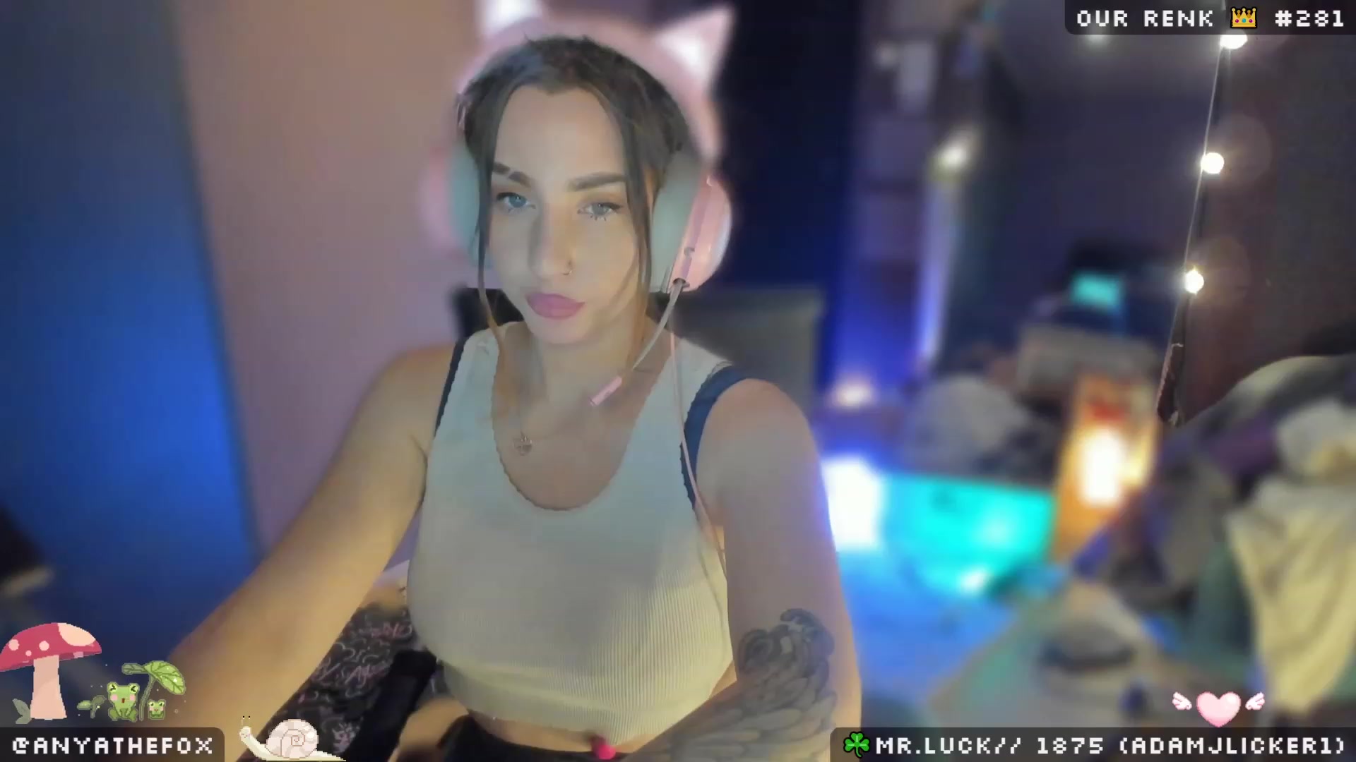 Gallery image thumbnail from Titcoin's myfreecams stream on, 03/21/2023, 08:19 image 13 of 20