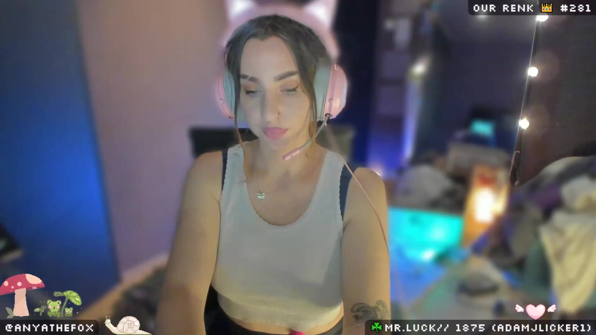Gallery image thumbnail from Titcoin's myfreecams stream on, 03/21/2023, 08:19 image 12 of 20