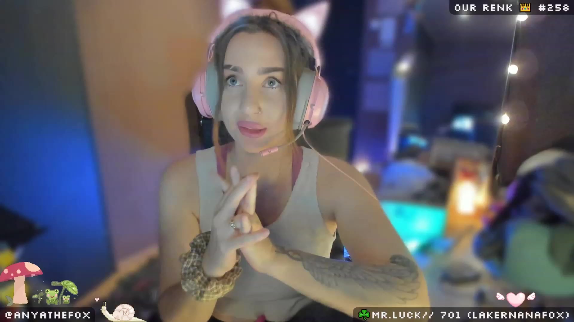 Gallery image thumbnail from Titcoin's myfreecams stream on, 03/22/2023, 07:20 image 9 of 20