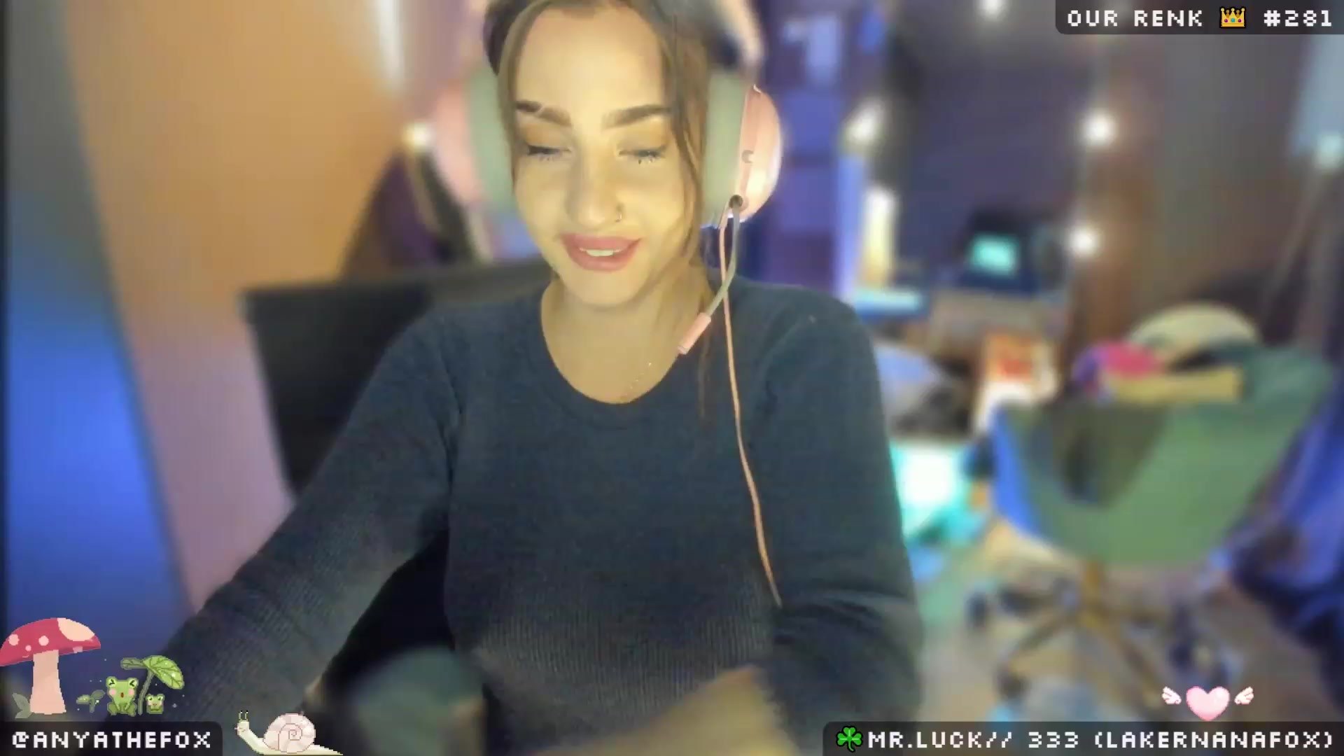 Gallery image thumbnail from Titcoin's myfreecams stream on, 03/24/2023, 07:53 image 3 of 20
