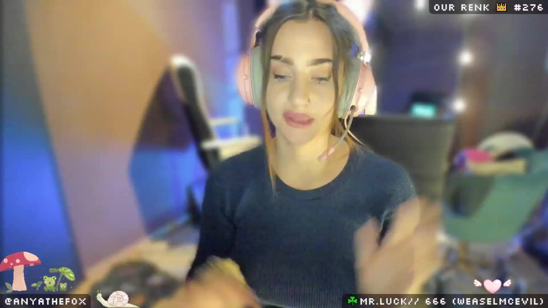 Gallery image thumbnail from Titcoin's myfreecams stream on, 03/24/2023, 07:53 image 15 of 20