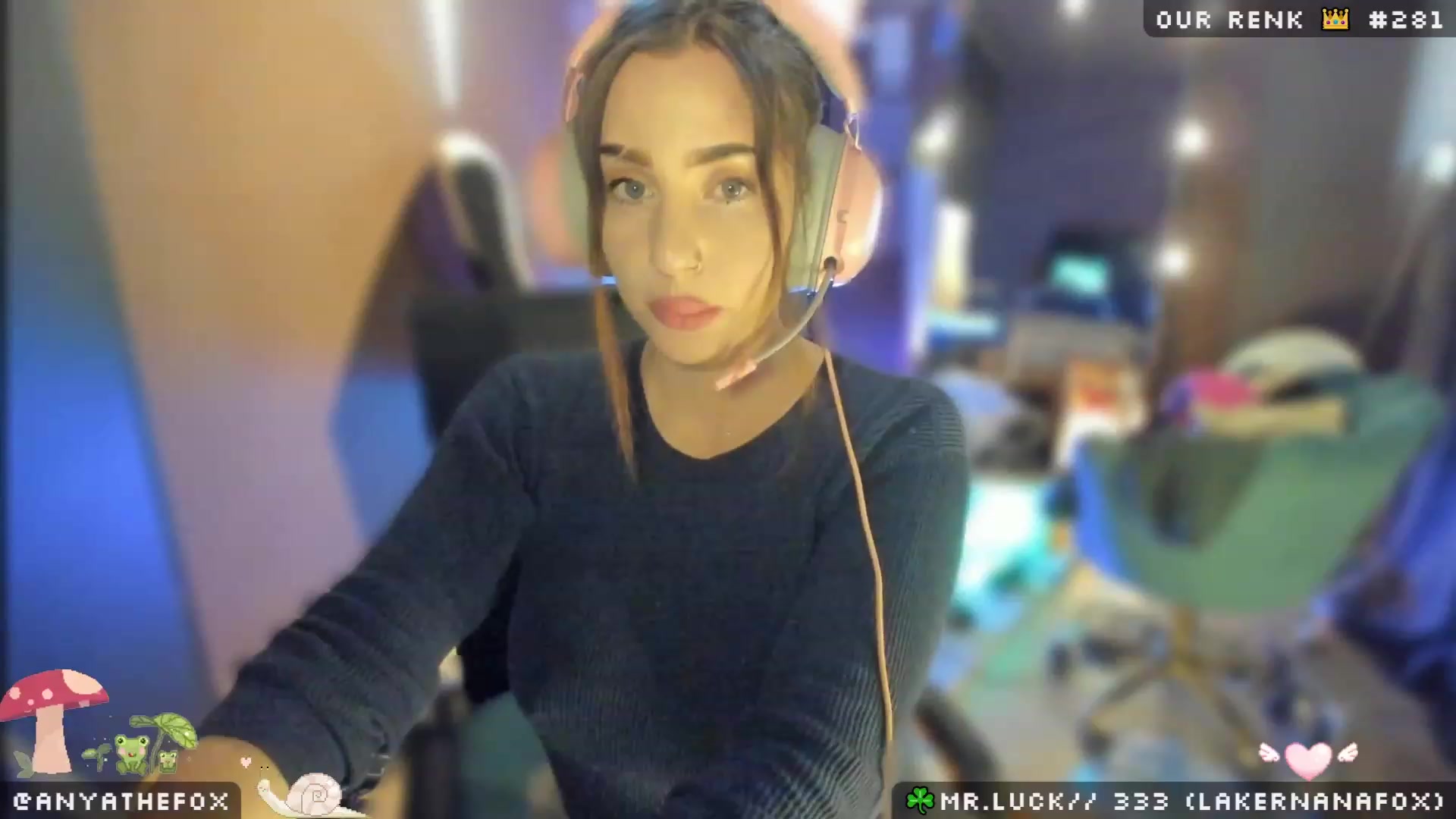 Gallery image thumbnail from Titcoin's myfreecams stream on, 03/24/2023, 07:53 image 5 of 20