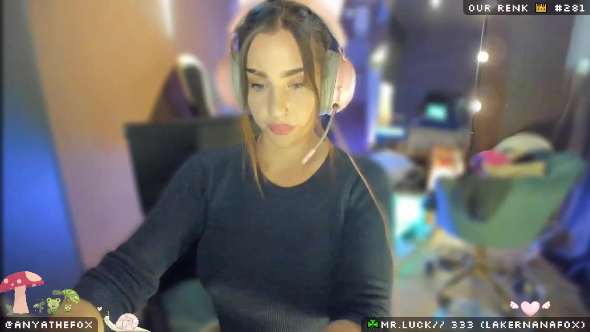 Gallery image thumbnail from Titcoin's myfreecams stream on, 03/24/2023, 07:53 image 2 of 20