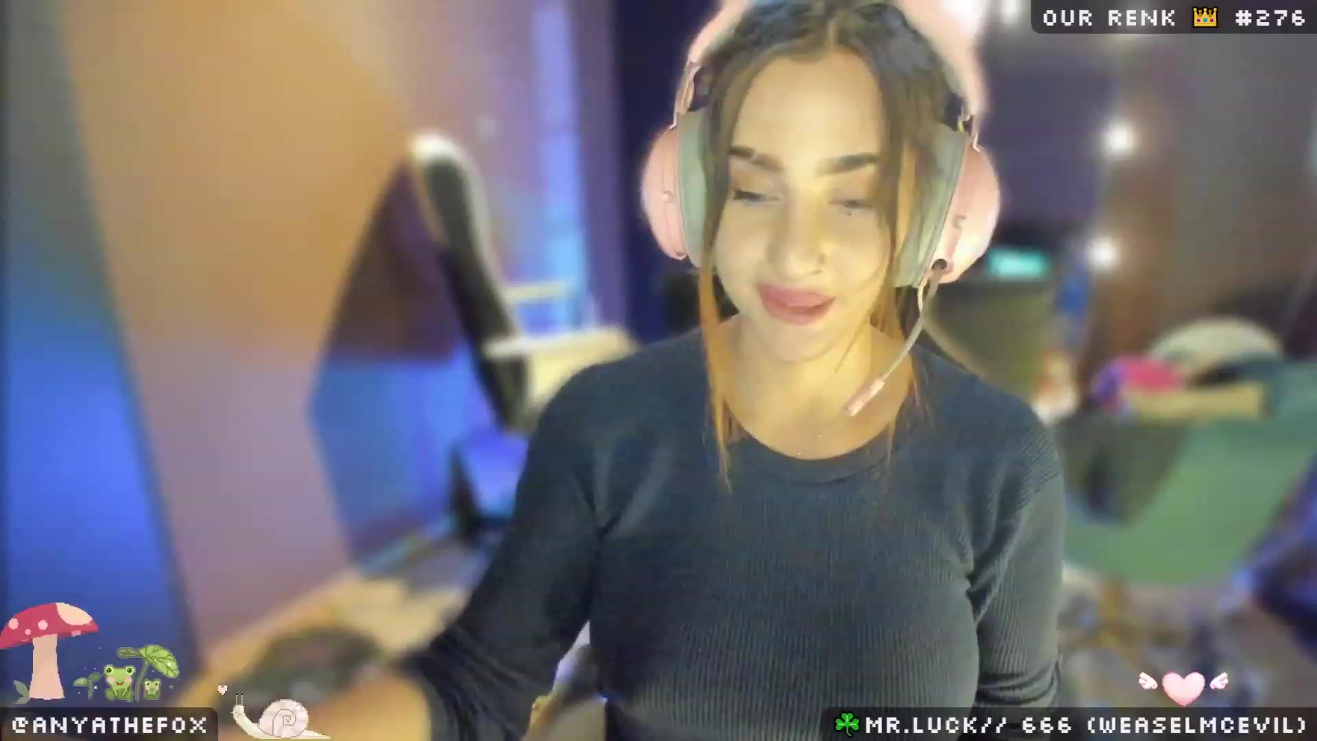 Gallery image thumbnail from Titcoin's myfreecams stream on, 03/24/2023, 07:53 image 13 of 20