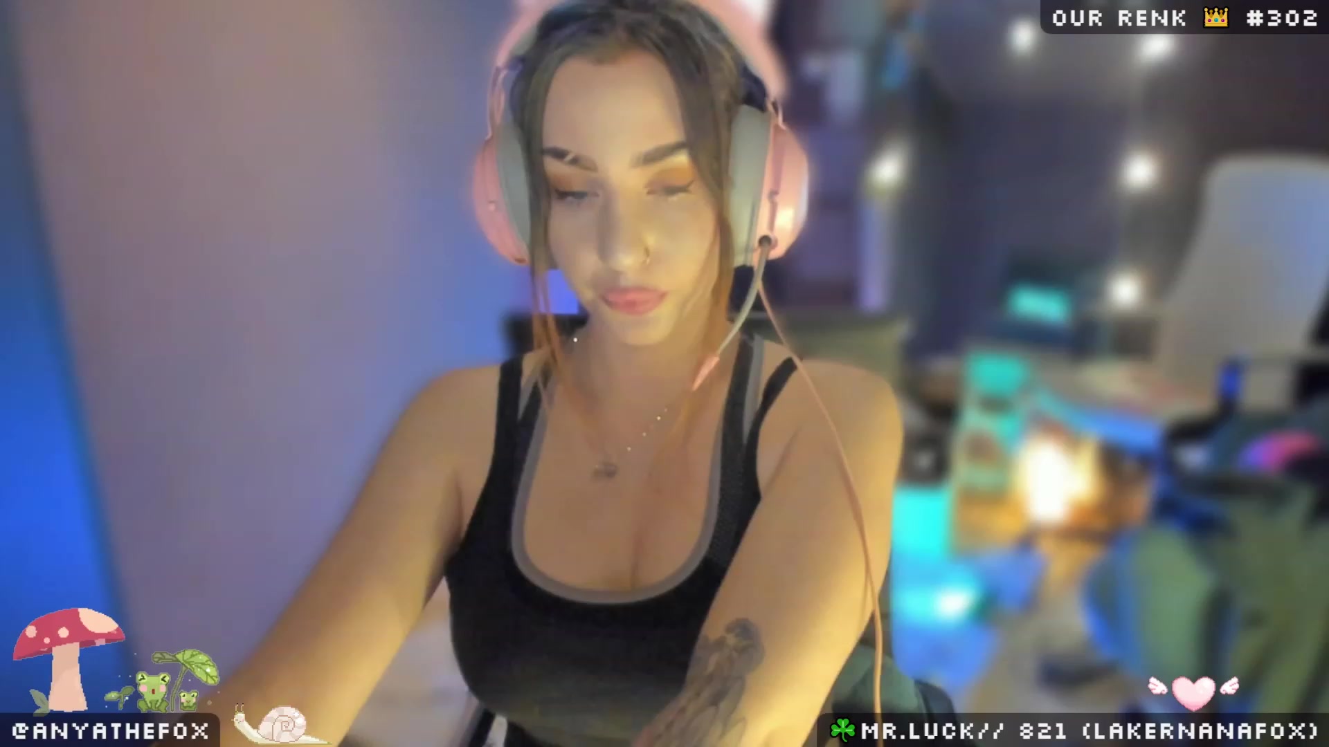 Gallery image thumbnail from Titcoin's myfreecams stream on, 03/29/2023, 07:56 image 6 of 20