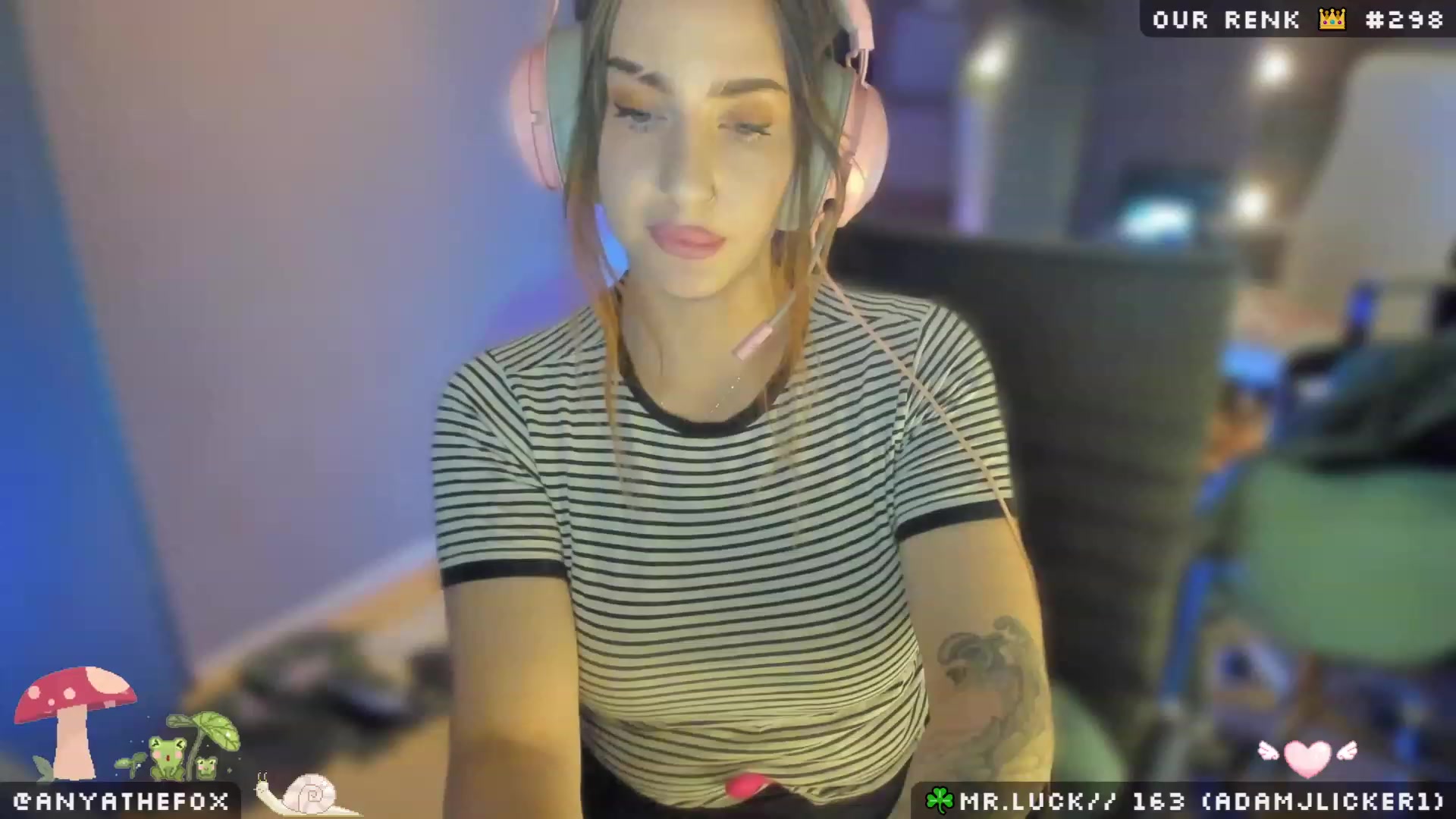 Gallery image thumbnail from Titcoin's myfreecams stream on, 03/31/2023, 07:22 image 15 of 20