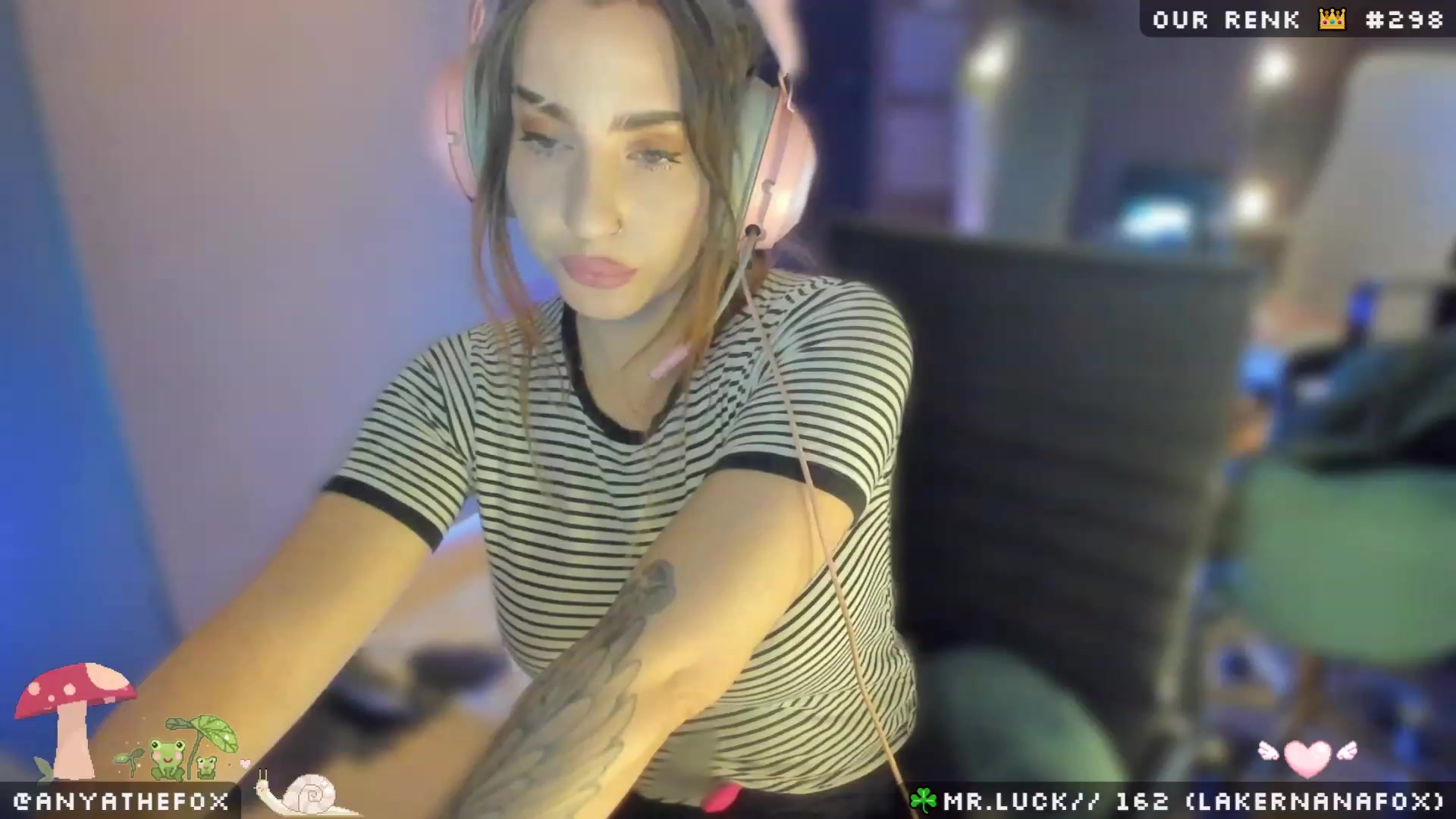 Gallery image thumbnail from Titcoin's myfreecams stream on, 03/31/2023, 07:22 image 10 of 20