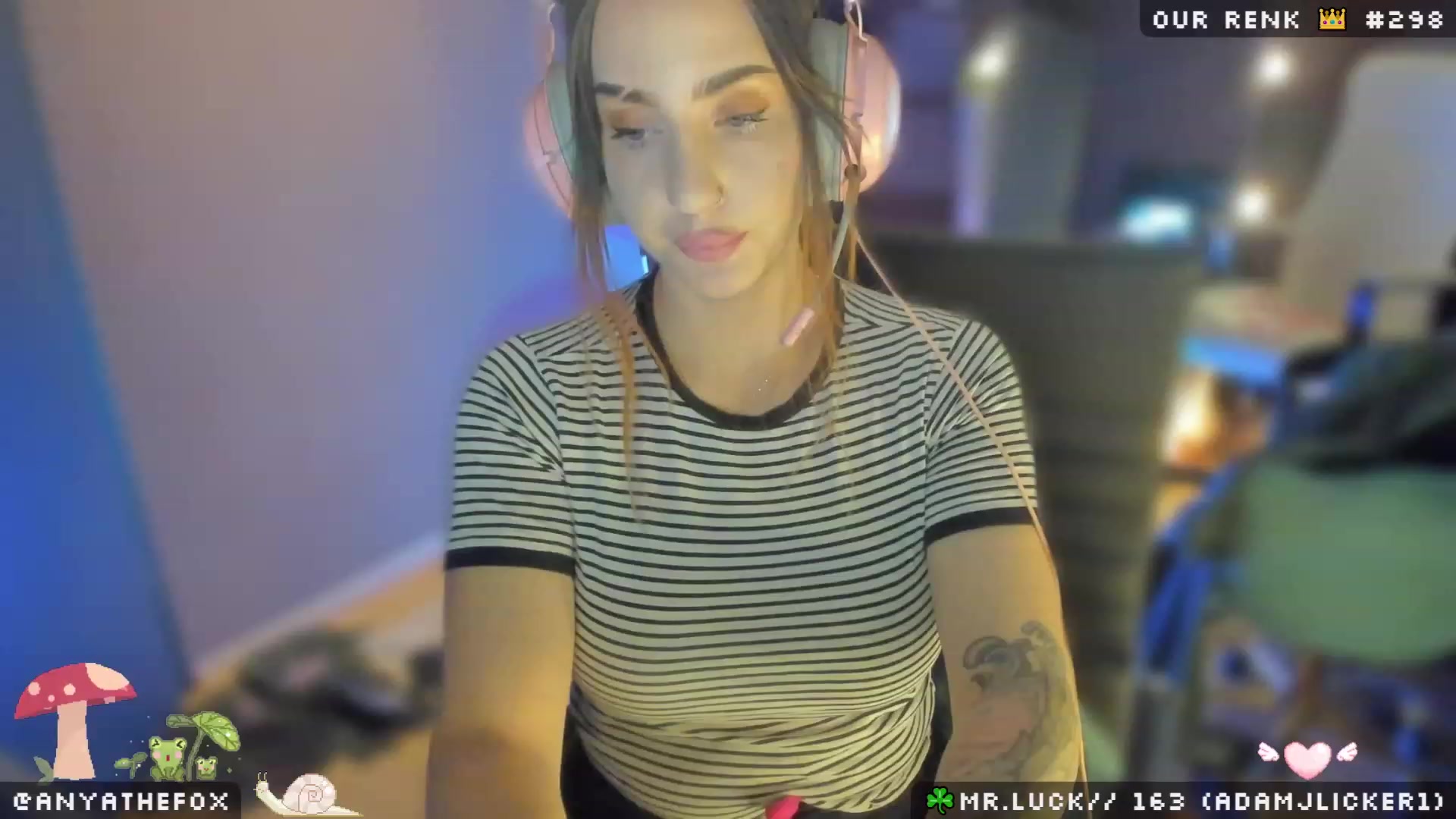 Gallery image thumbnail from Titcoin's myfreecams stream on, 03/31/2023, 07:22 image 14 of 20