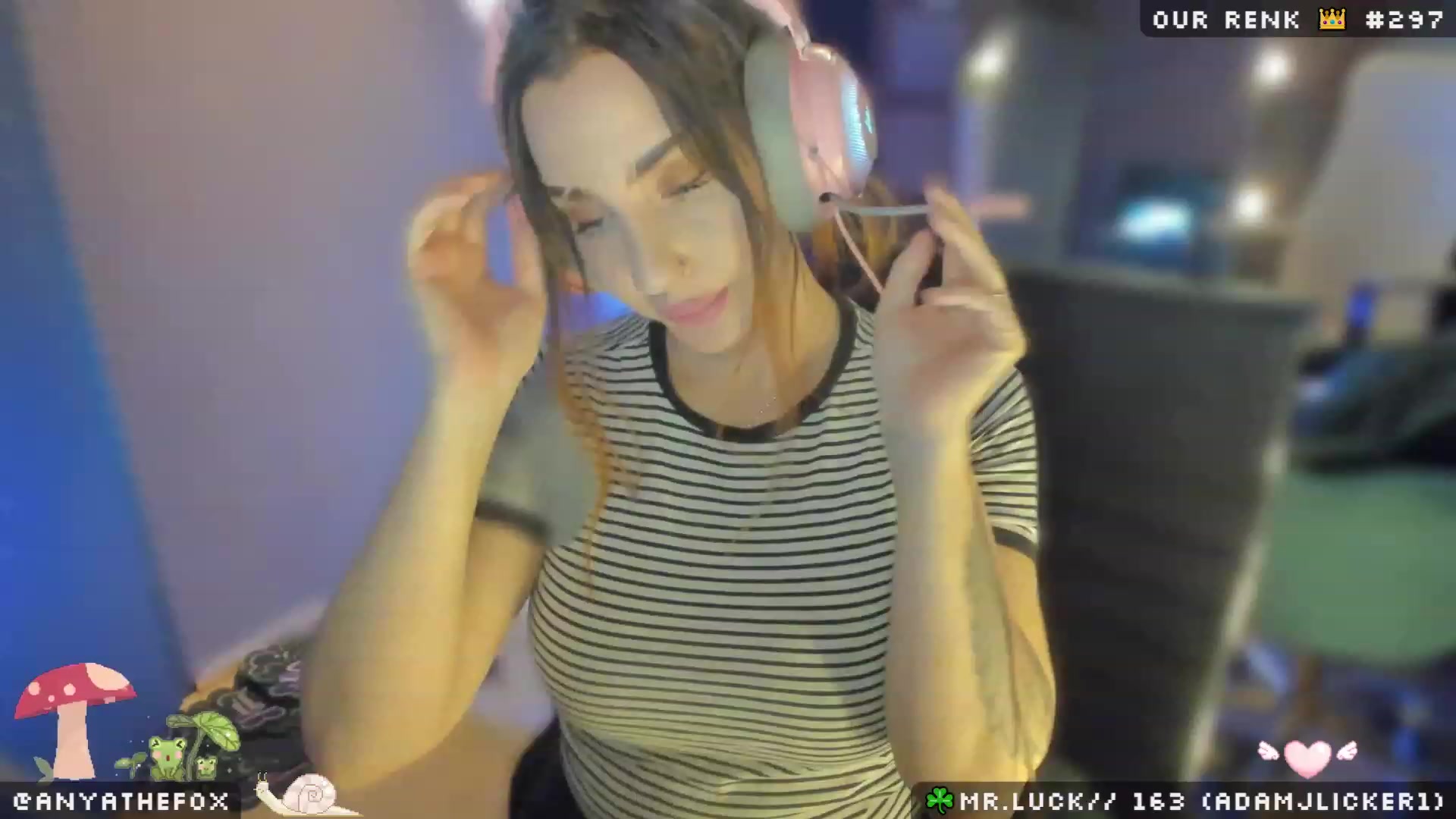 Gallery image thumbnail from Titcoin's myfreecams stream on, 03/31/2023, 07:22 image 20 of 20
