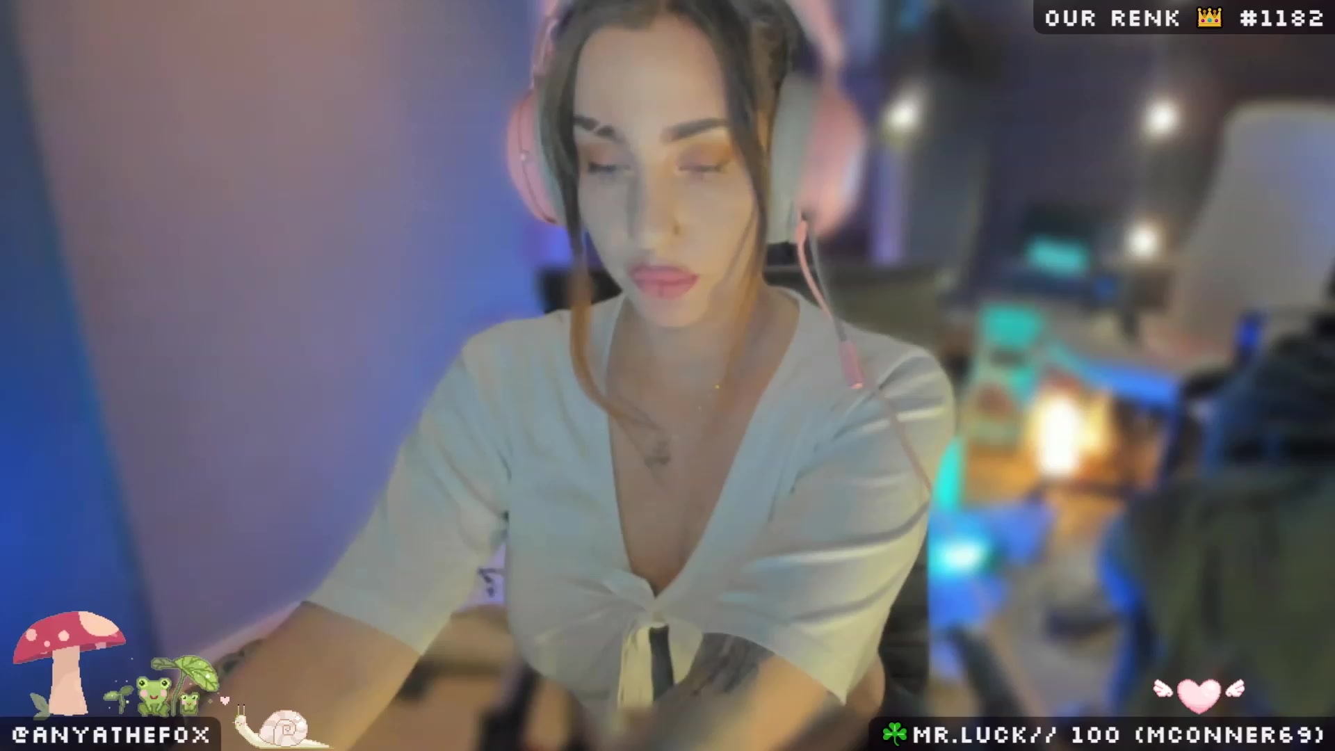 Gallery image thumbnail from Titcoin's myfreecams stream on, 04/02/2023, 07:48 image 4 of 20