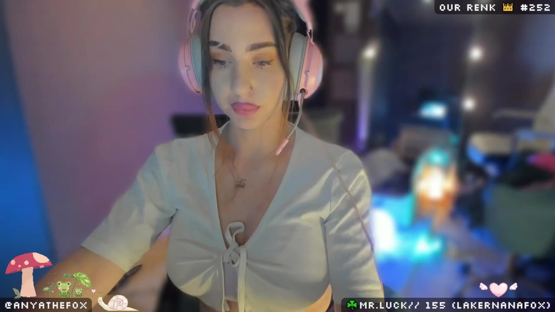 Gallery image thumbnail from Titcoin's myfreecams stream on, 04/03/2023, 05:55 image 16 of 20