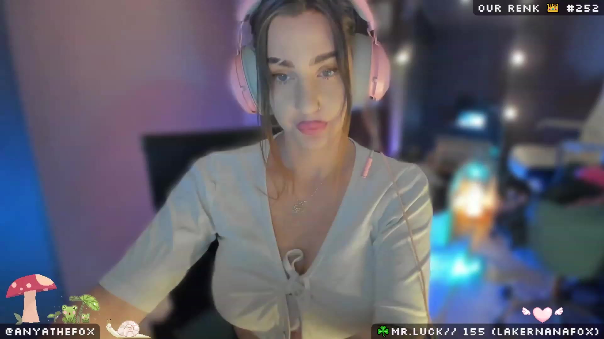 Gallery image thumbnail from Titcoin's myfreecams stream on, 04/03/2023, 05:55 image 5 of 20