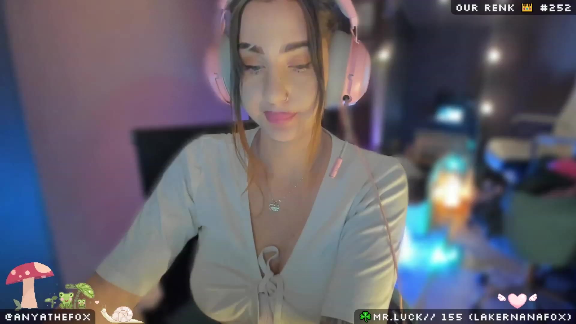 Gallery image thumbnail from Titcoin's myfreecams stream on, 04/03/2023, 05:55 image 6 of 20