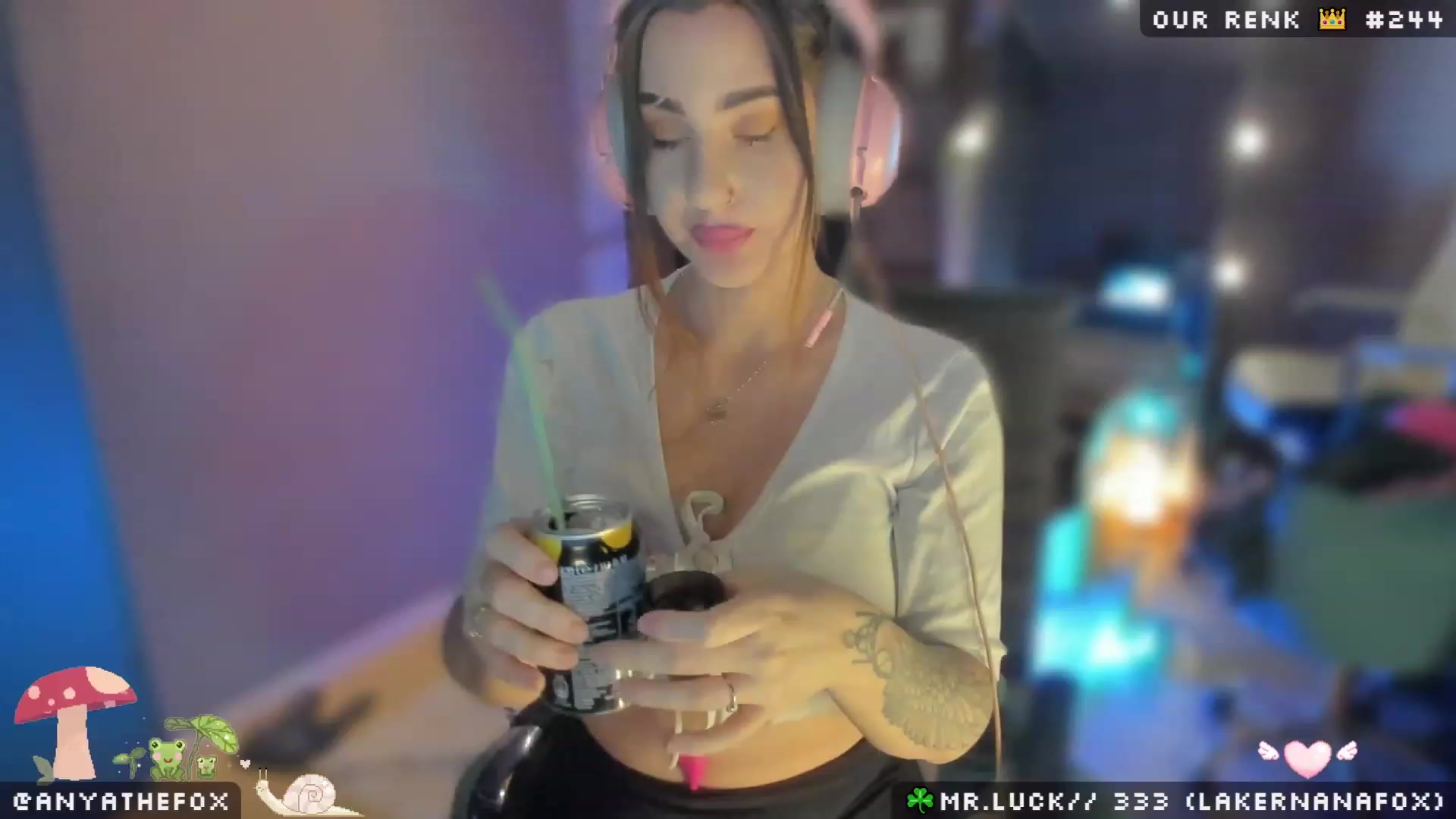 Gallery image thumbnail from Titcoin's myfreecams stream on, 04/03/2023, 05:55 image 19 of 20