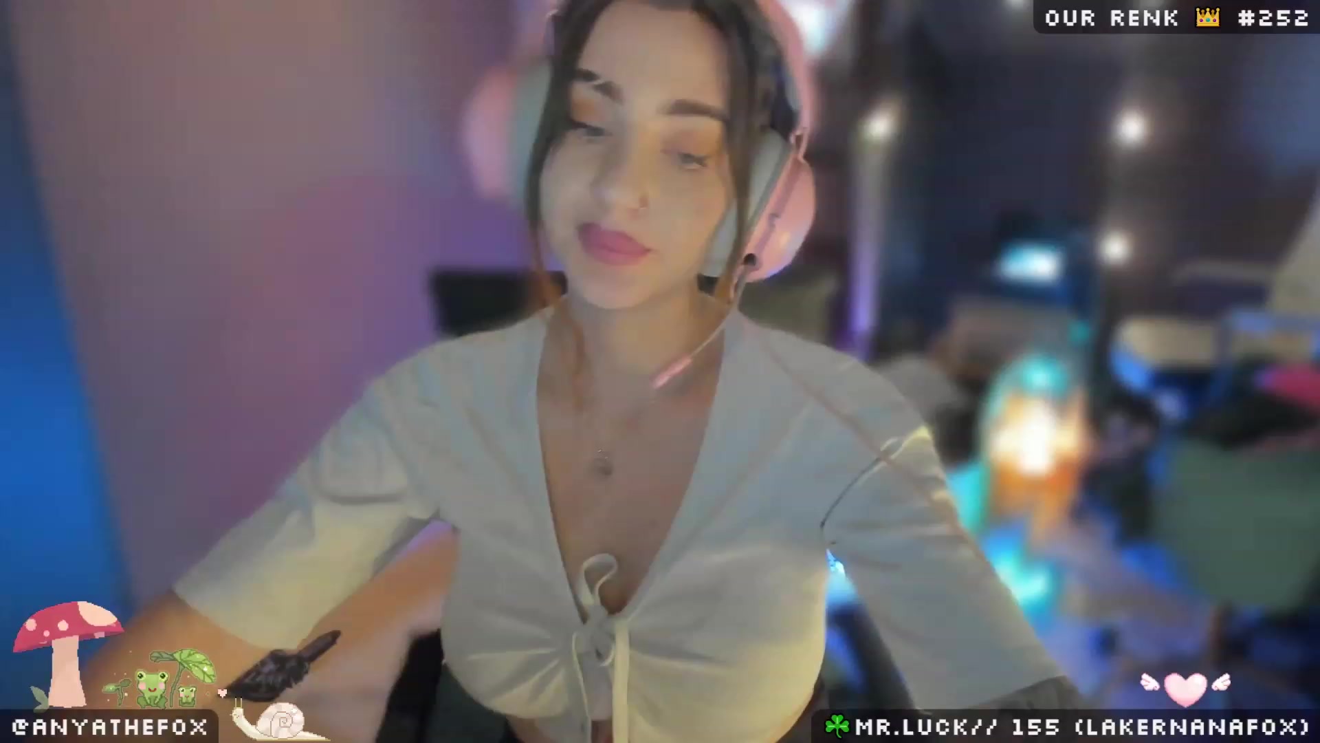 Gallery image thumbnail from Titcoin's myfreecams stream on, 04/03/2023, 05:55 image 11 of 20