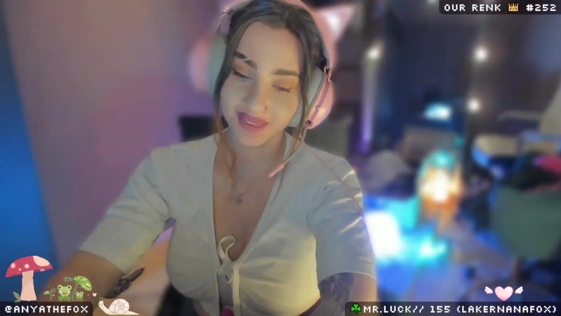 Gallery image thumbnail from Titcoin's myfreecams stream on, 04/03/2023, 05:55 image 14 of 20