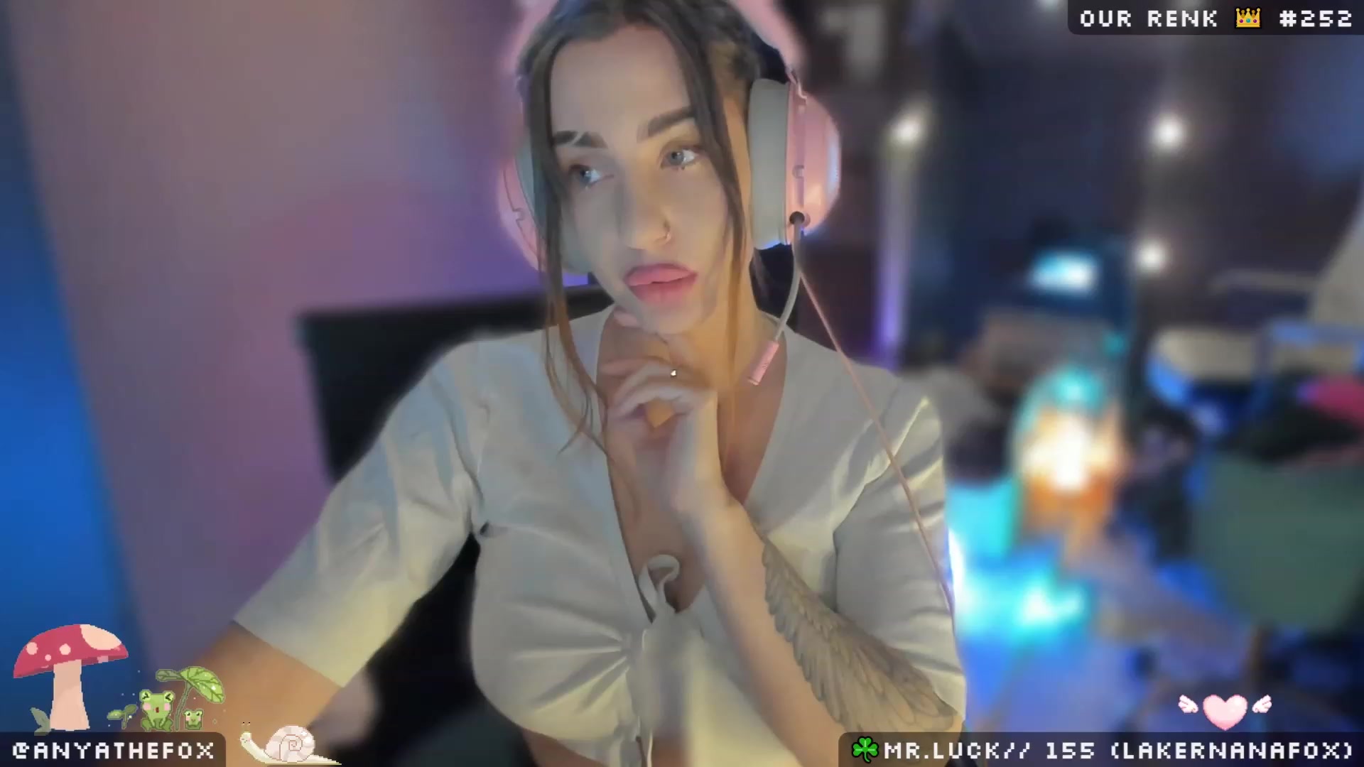 Gallery image thumbnail from Titcoin's myfreecams stream on, 04/03/2023, 05:55 image 7 of 20