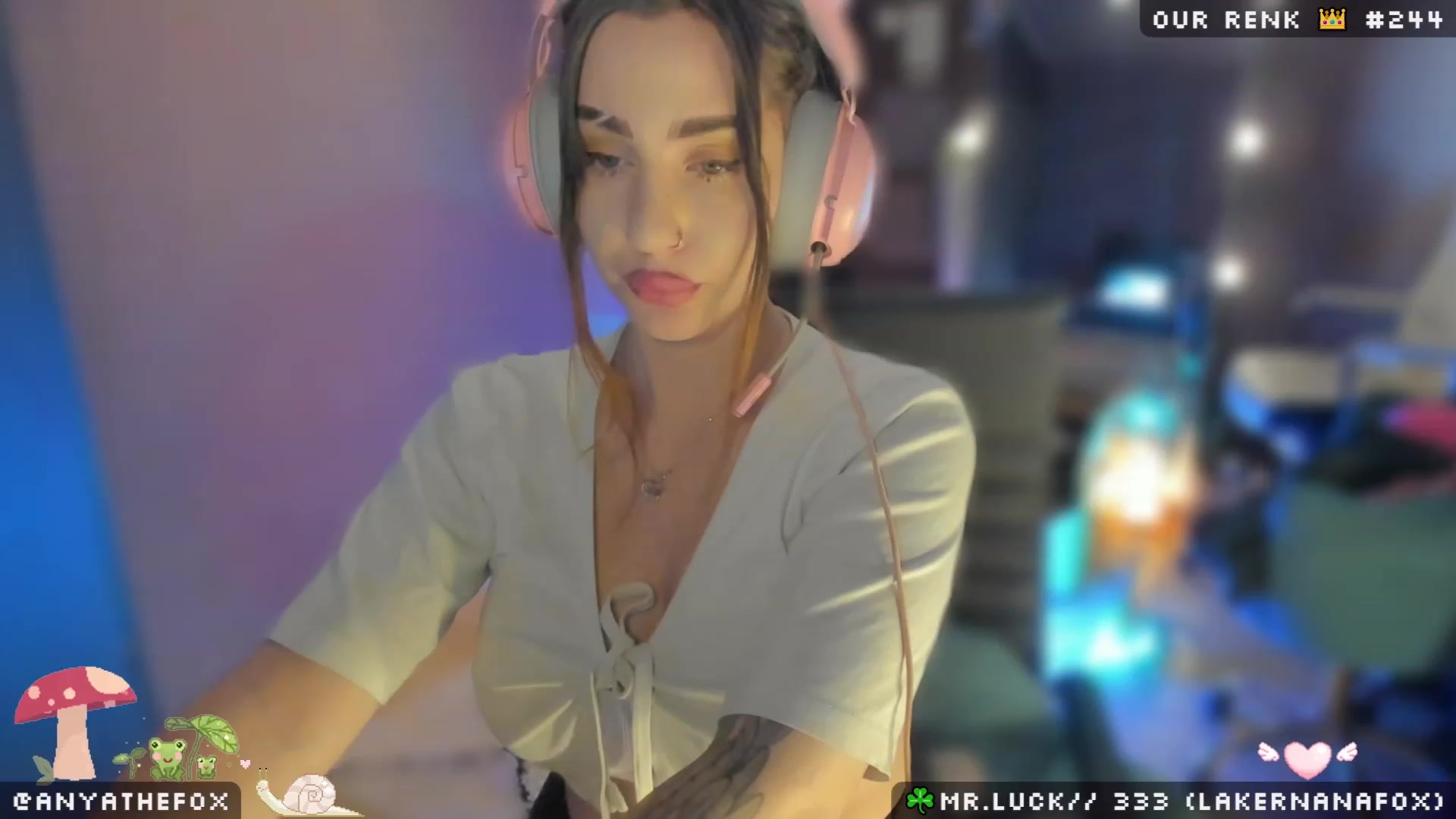 Gallery image thumbnail from Titcoin's myfreecams stream on, 04/03/2023, 06:55 image 1 of 20