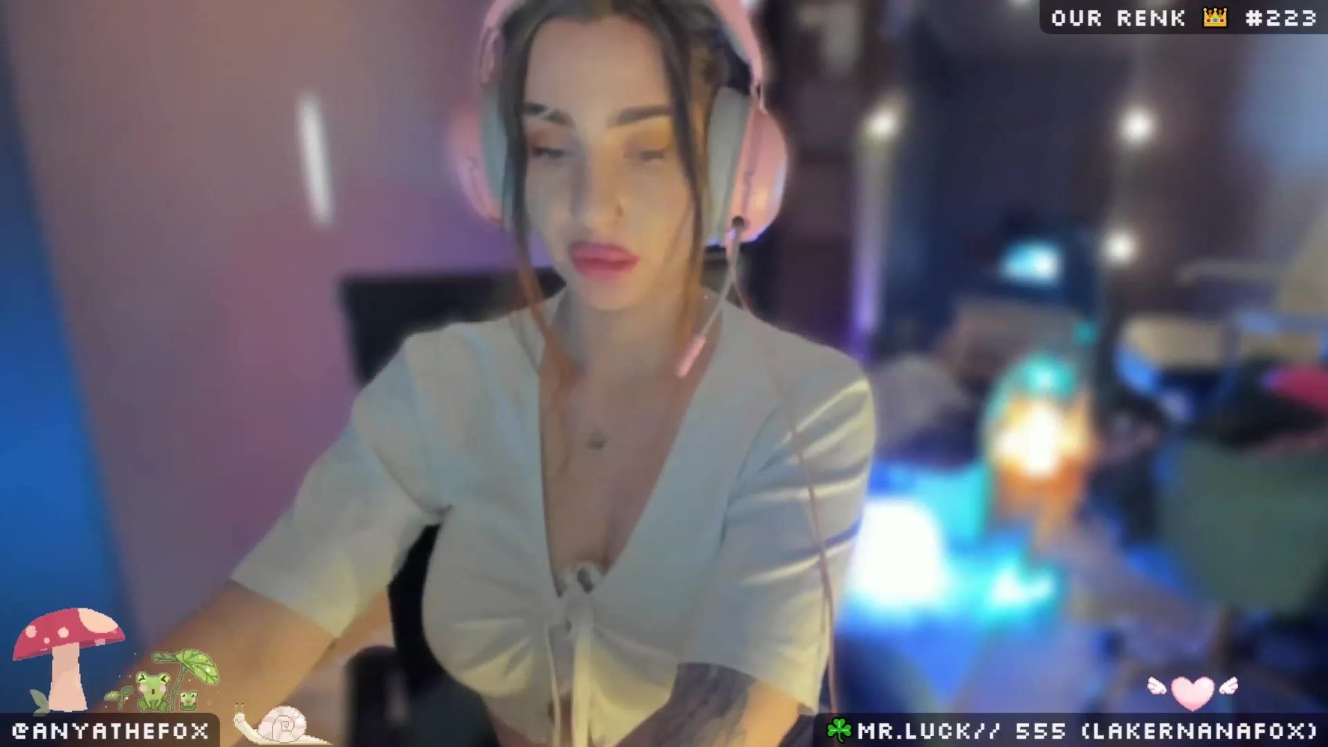 Gallery image thumbnail from Titcoin's myfreecams stream on, 04/03/2023, 06:55 image 18 of 20