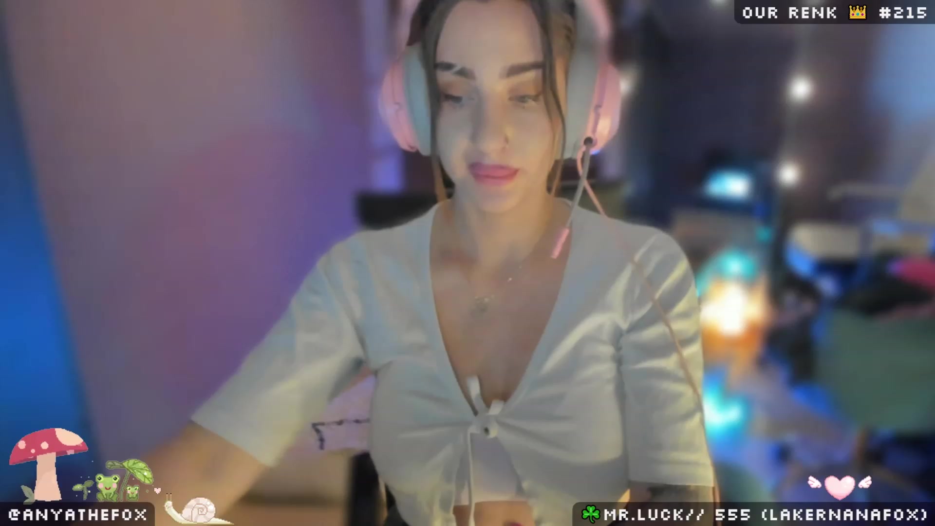 Gallery image thumbnail from Titcoin's myfreecams stream on, 04/03/2023, 07:36 image 9 of 20