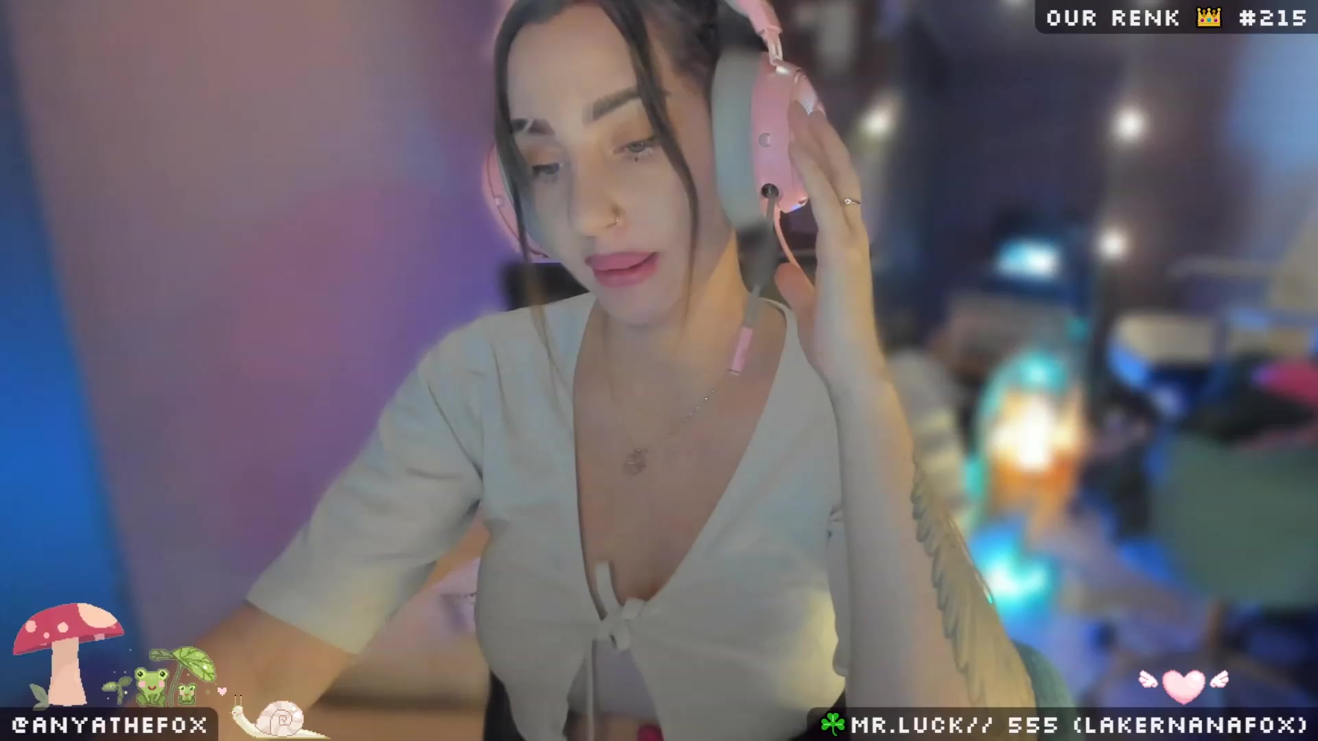 Gallery image thumbnail from Titcoin's myfreecams stream on, 04/03/2023, 07:36 image 11 of 20