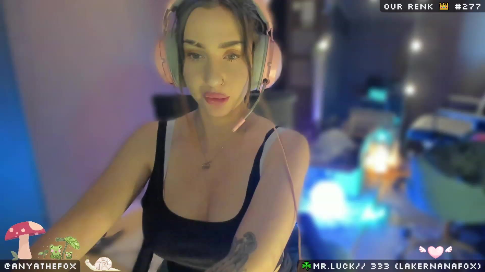 Gallery image thumbnail from Titcoin's myfreecams stream on, 04/04/2023, 06:50 image 19 of 20