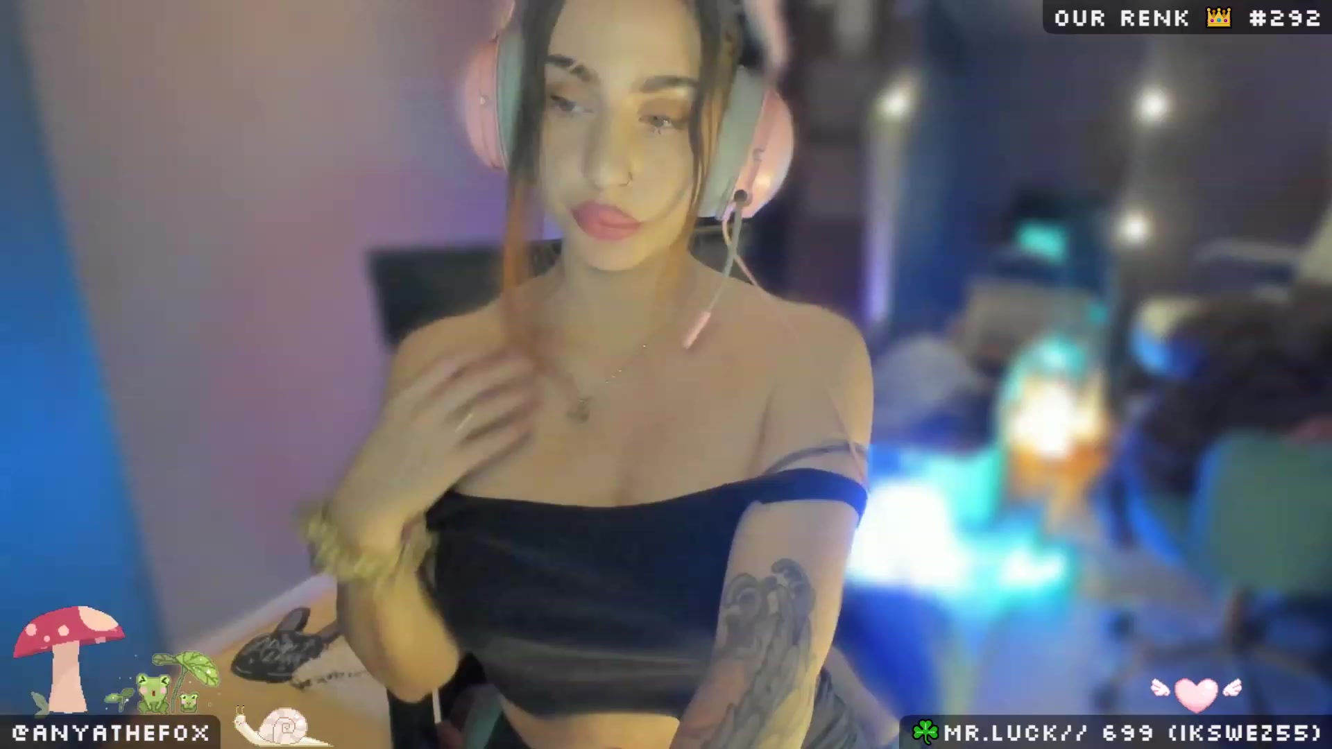 Gallery image thumbnail from Titcoin's myfreecams stream on, 04/05/2023, 07:01 image 19 of 20