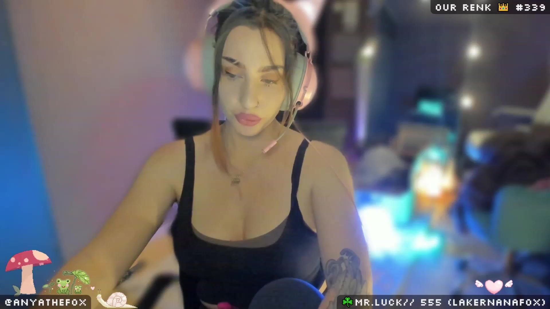 Gallery image thumbnail from Titcoin's myfreecams stream on, 04/05/2023, 07:01 image 8 of 20