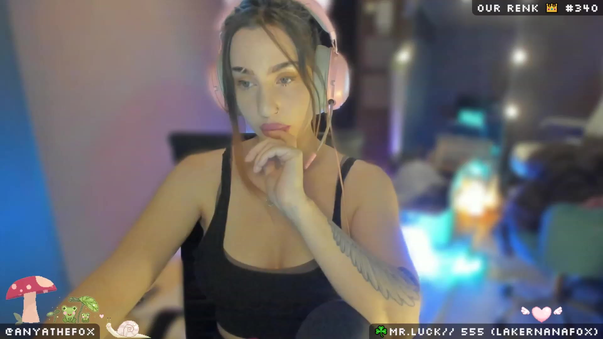 Gallery image thumbnail from Titcoin's myfreecams stream on, 04/05/2023, 07:01 image 9 of 20