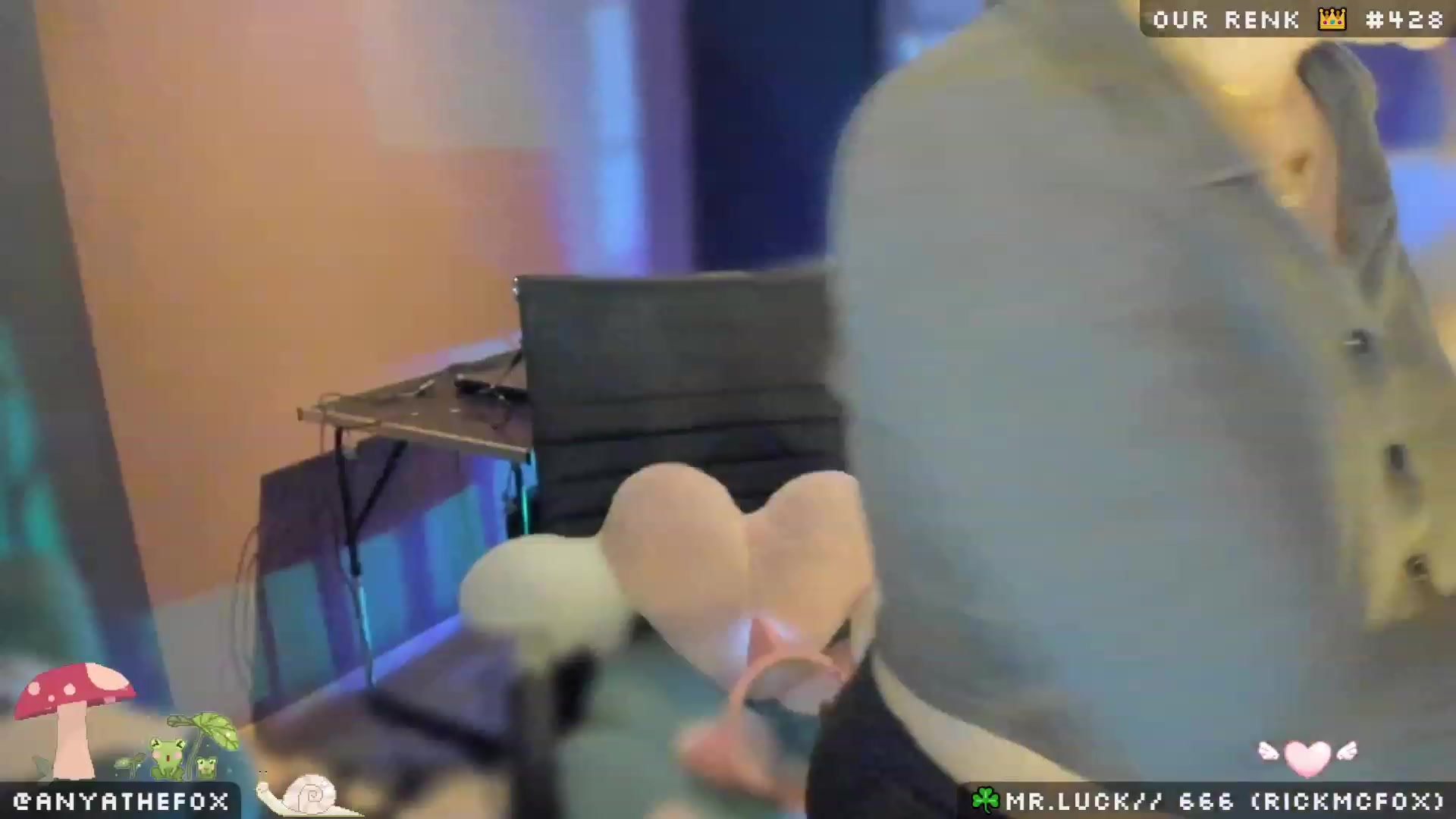 Gallery image thumbnail from Titcoin's myfreecams stream on, 04/09/2023, 08:44 image 3 of 20