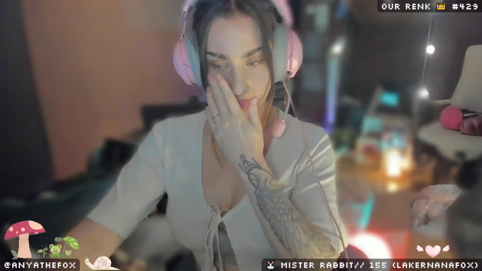 Gallery image thumbnail from Titcoin's myfreecams stream on, 04/14/2023, 07:12 image 5 of 20