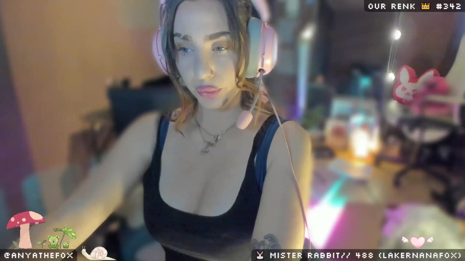 Gallery image thumbnail from Titcoin's myfreecams stream on, 04/19/2023, 07:05 image 4 of 20
