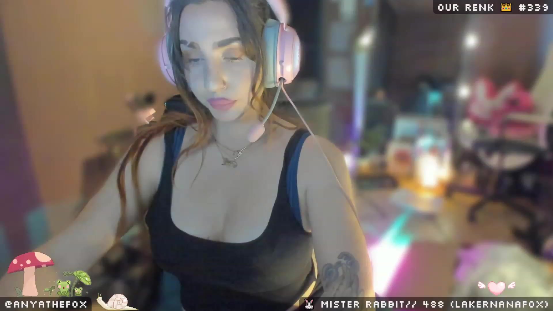 Gallery image thumbnail from Titcoin's myfreecams stream on, 04/19/2023, 07:05 image 20 of 20