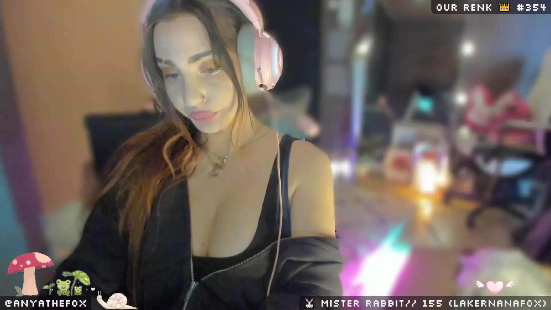 Gallery image thumbnail from Titcoin's myfreecams stream on, 04/20/2023, 06:53 image 12 of 20