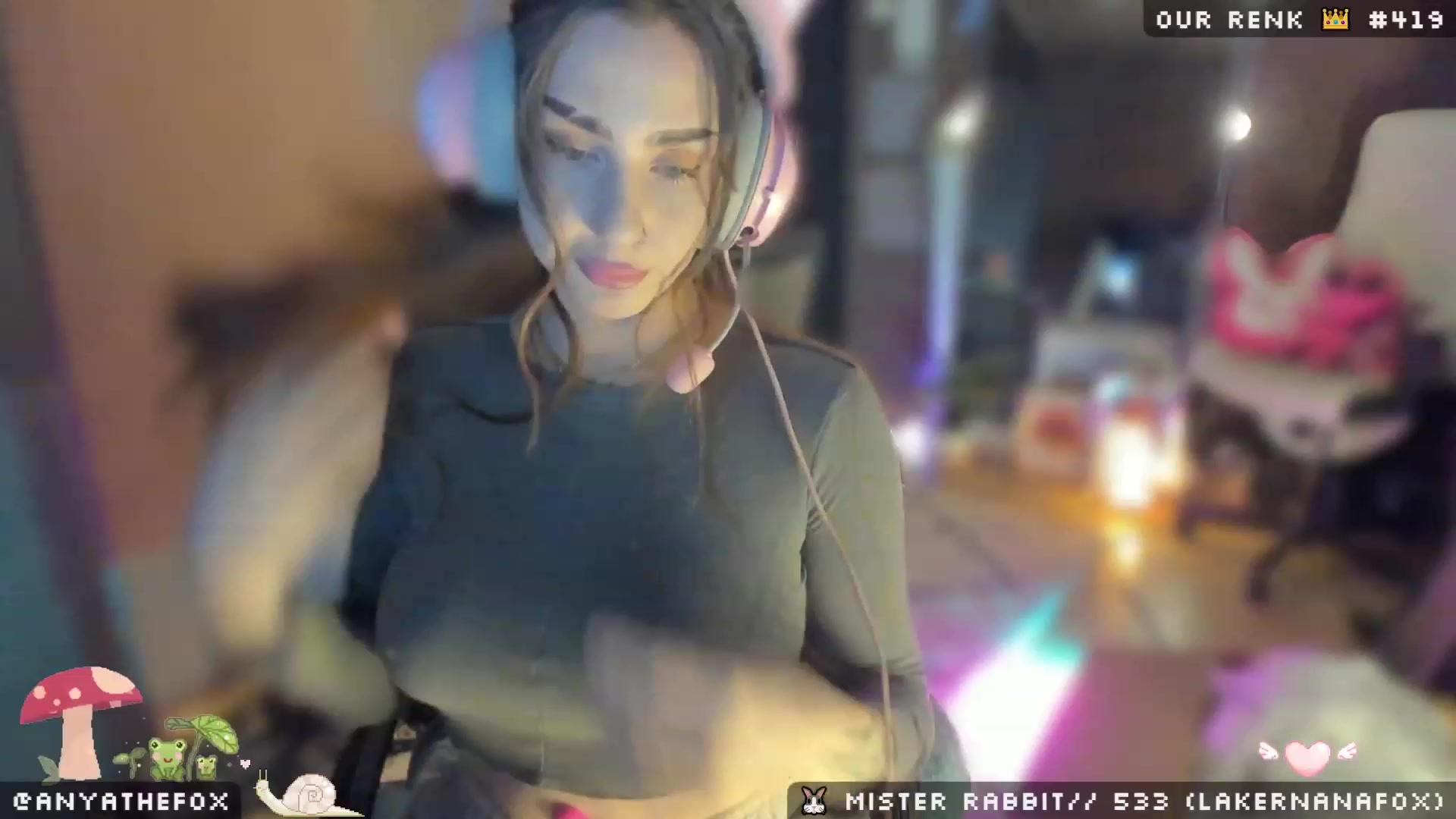 Gallery image thumbnail from Titcoin's myfreecams stream on, 04/22/2023, 08:26 image 9 of 20