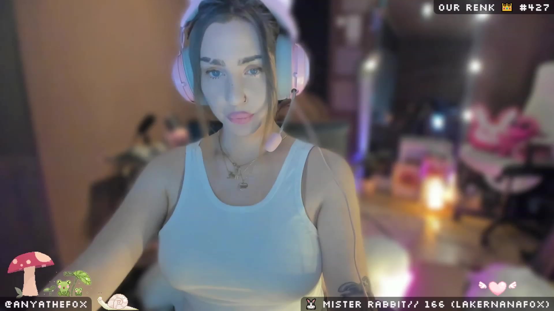 Gallery image thumbnail from Titcoin's myfreecams stream on, 04/23/2023, 08:10 image 2 of 20