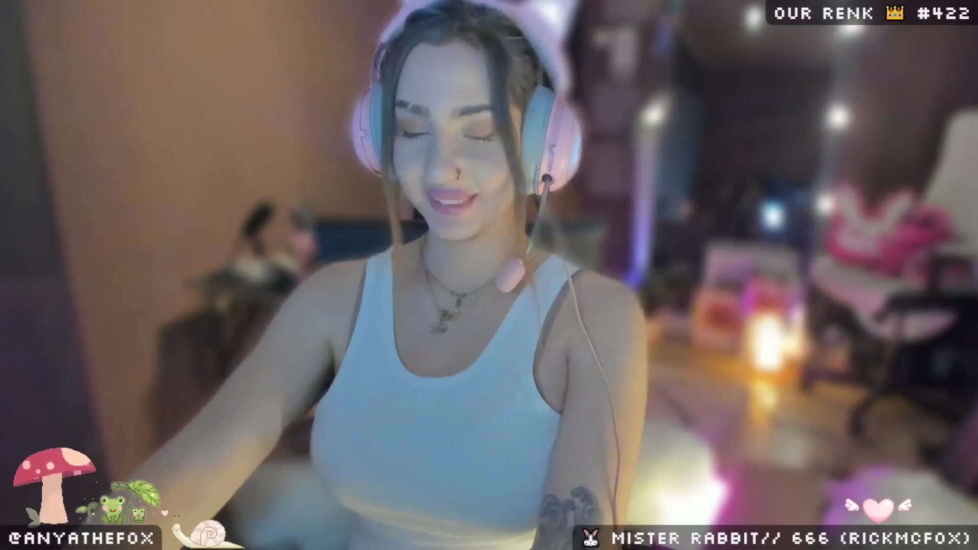 Gallery image thumbnail from Titcoin's myfreecams stream on, 04/23/2023, 08:10 image 7 of 20